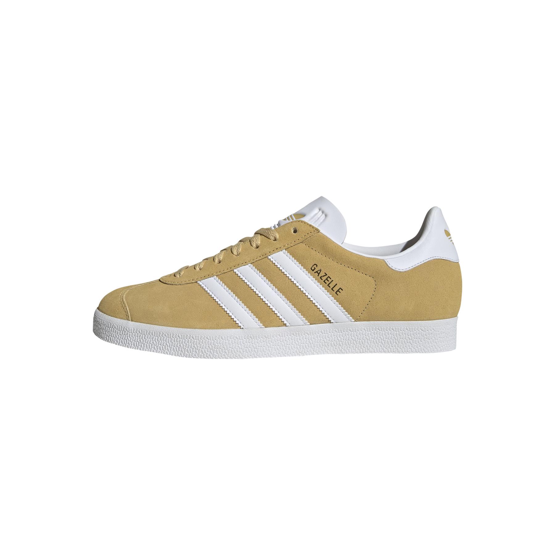 product/a/d/adidas_jh5382_12_footwear_photography_left_side_center_lateral_view_white.jpg