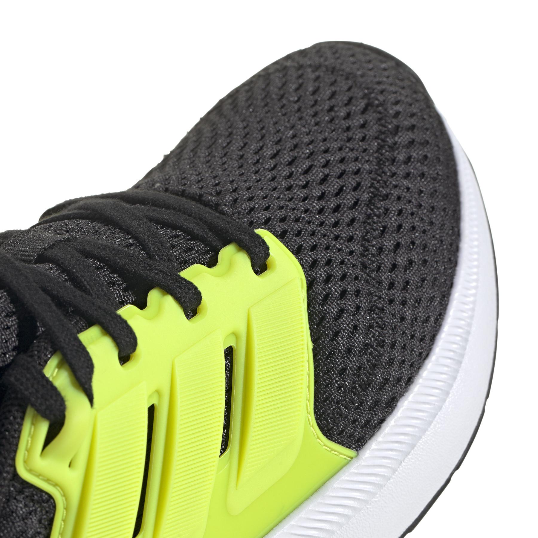 product/a/d/adidas_jh6099_9_footwear_photography_detail_view_2_white.jpg