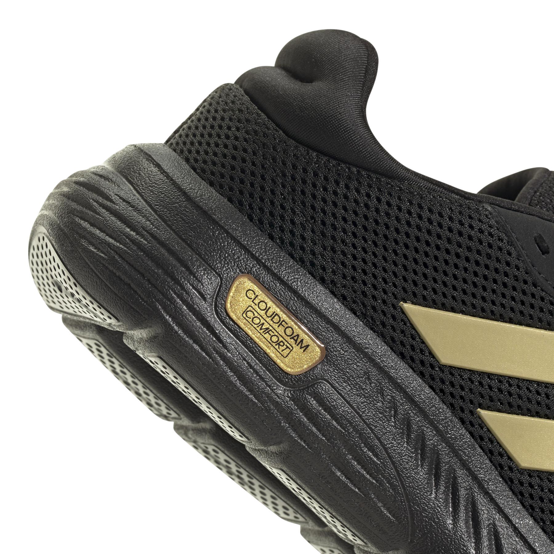 product/a/d/adidas_jh6829_9_footwear_photography_detail_view_2_white-nw091625.jpg
