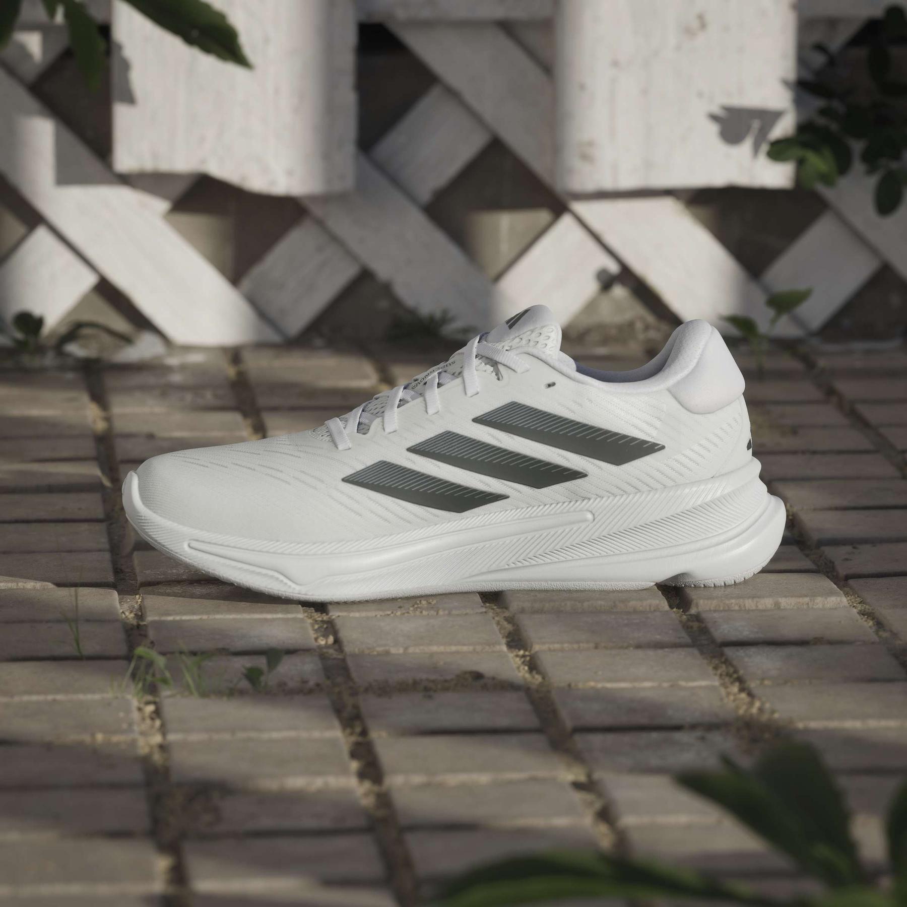 product/a/d/adidas_jh8559_17_footwear_photography_heromrktng_view_7-nw091625.jpg