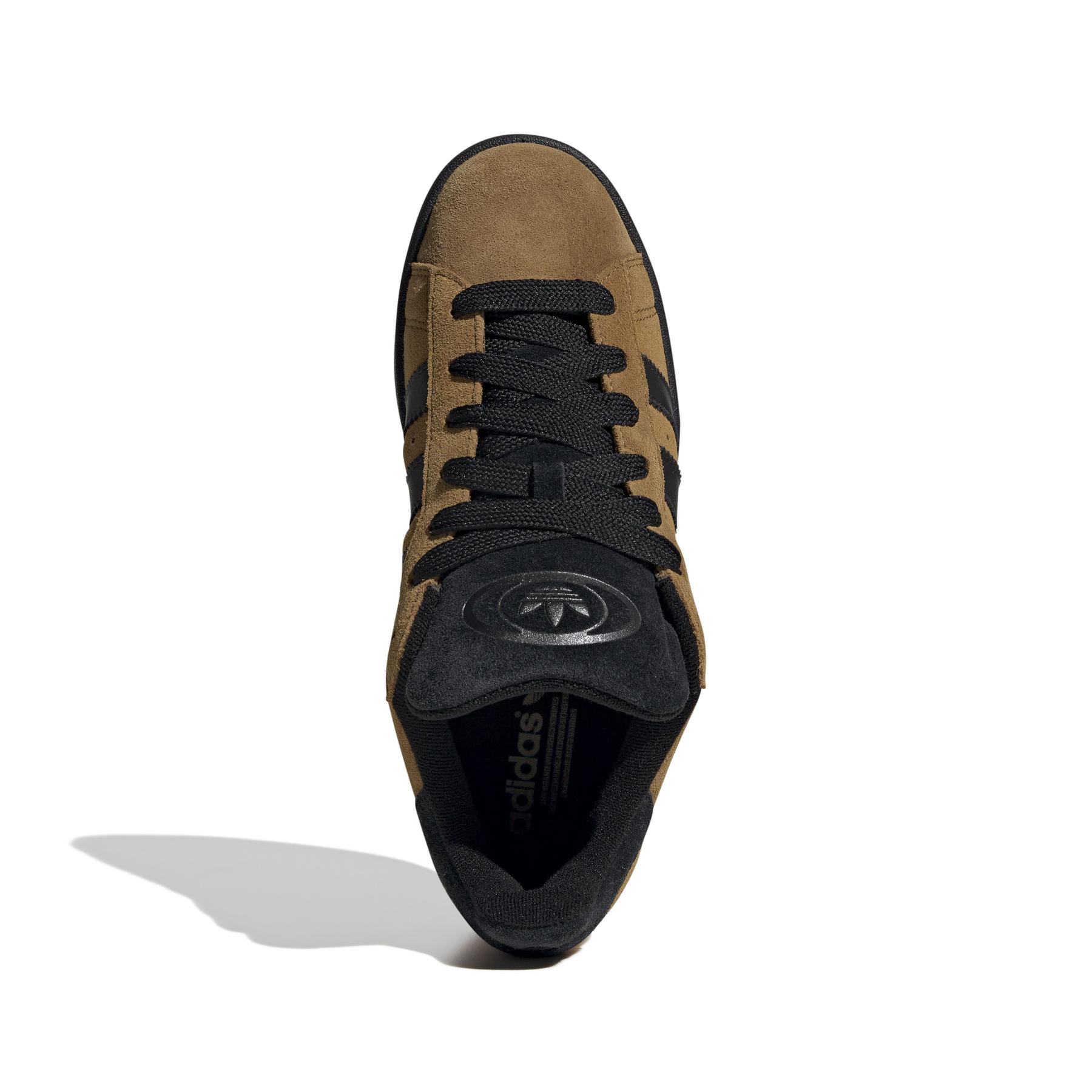 product/a/d/adidas_jh8998_3_footwear_photography_top_portrait_view_white.jpg
