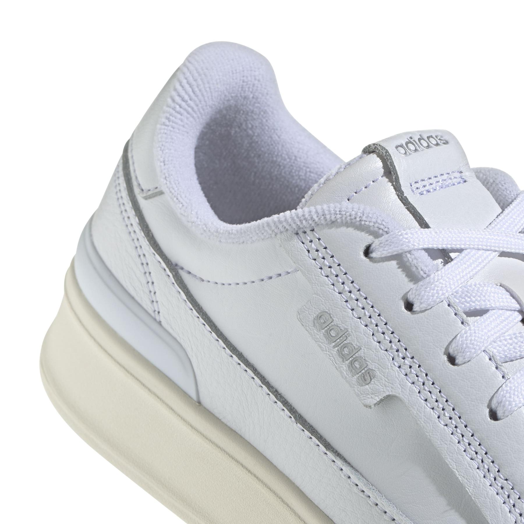 product/a/d/adidas_ji2130_9_footwear_photography_detail_view_2_white-nw091625.jpg