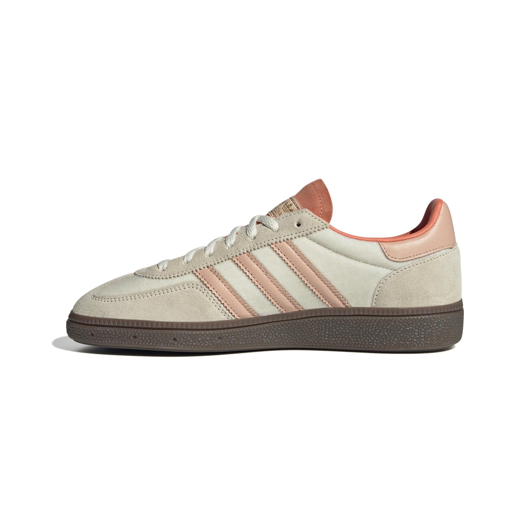 product/a/d/adidas_ji2649_5_footwear_photography_side_medial_center_view_white.jpg