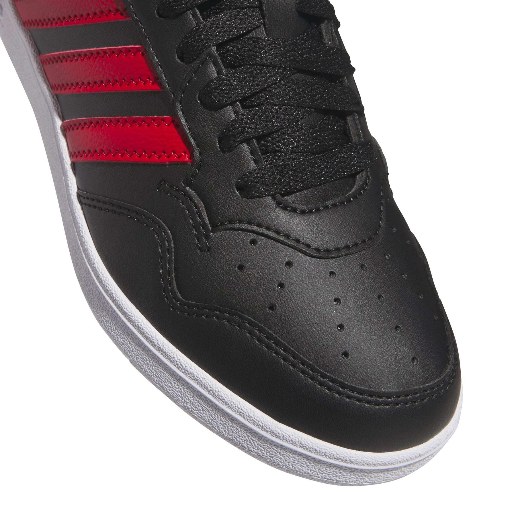 product/a/d/adidas_ji3475_9_footwear_photography_detail_view_2_white-nw091625.jpg