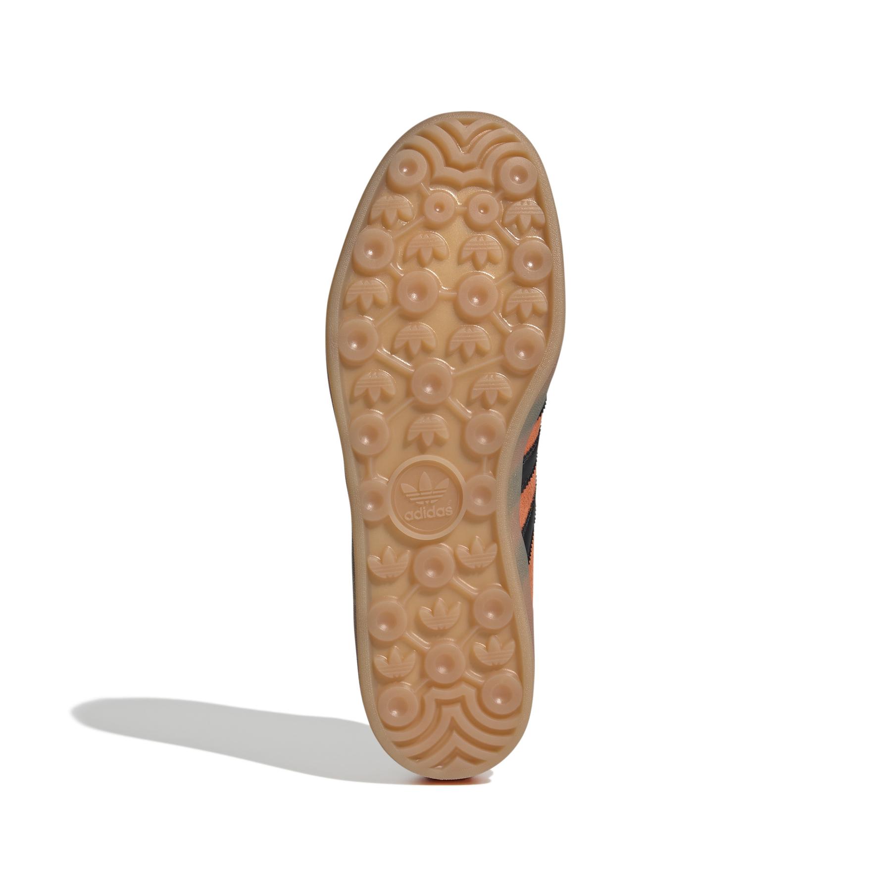 product/a/d/adidas_ji3905_3_footwear_photography_bottom_view_white-nw091625.jpg