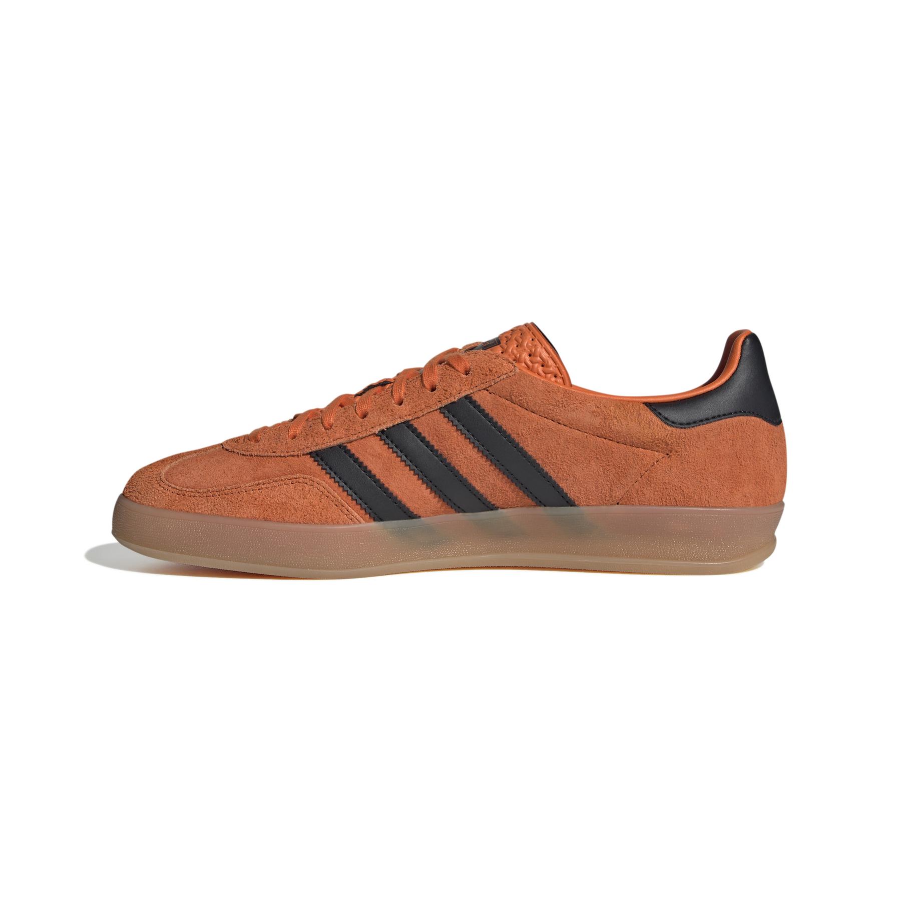 product/a/d/adidas_ji3905_4_footwear_photography_side_medial_center_view_white-nw091625.jpg