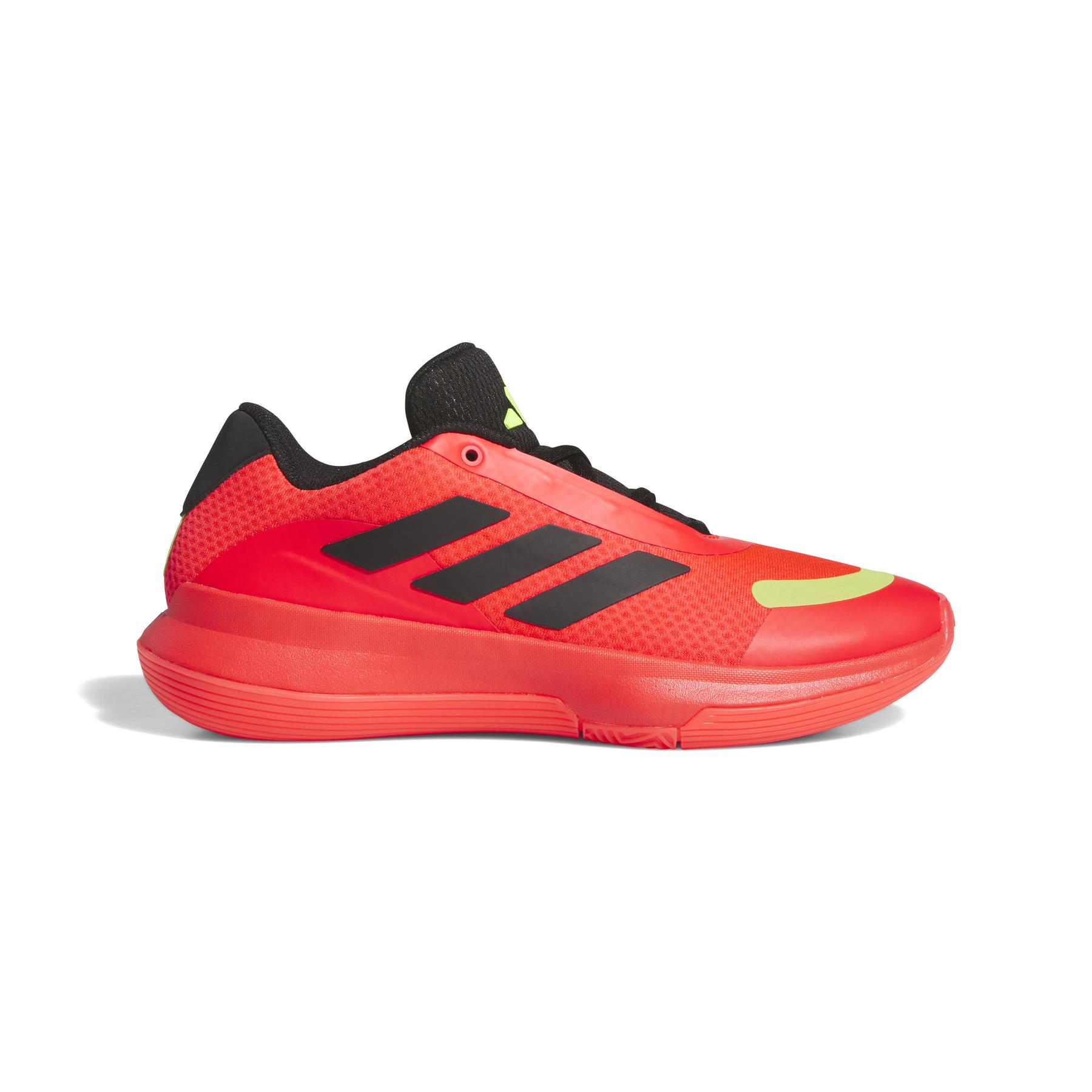product/a/d/adidas_ji4523_1_footwear_photography_side_lateral_center_view_white-nw091625.jpg