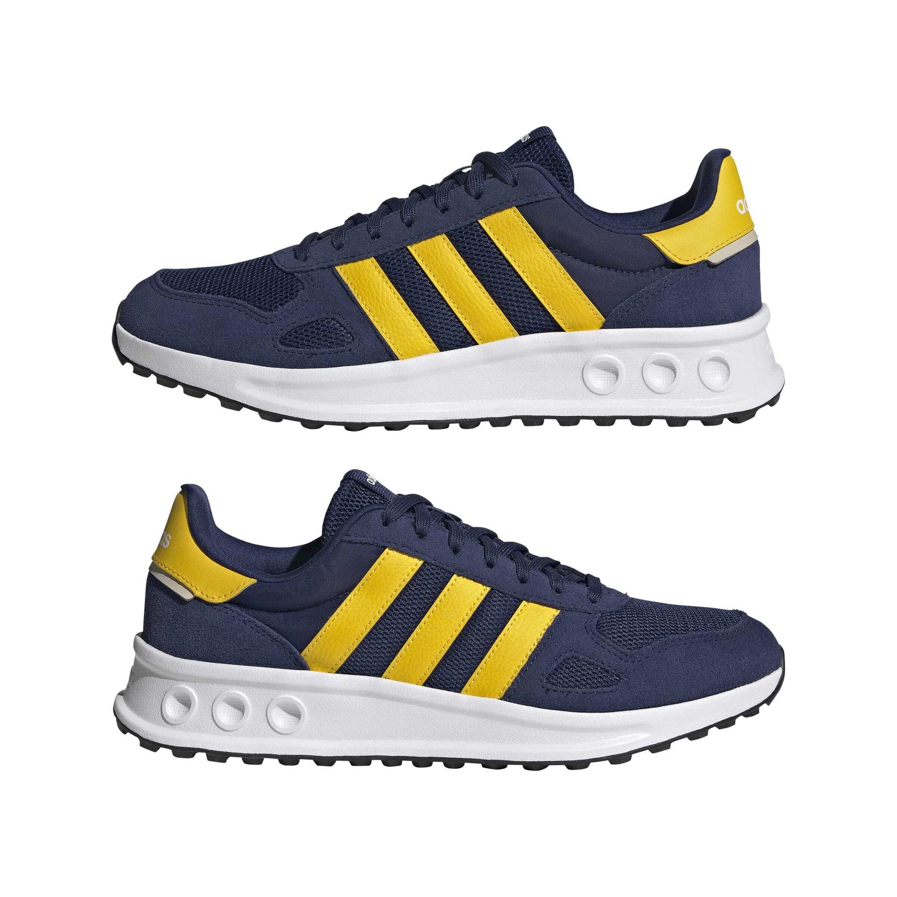 product/a/d/adidas_ji4871_10_footwear_photography_mirrored_pair_view_white-nw091625.jpg