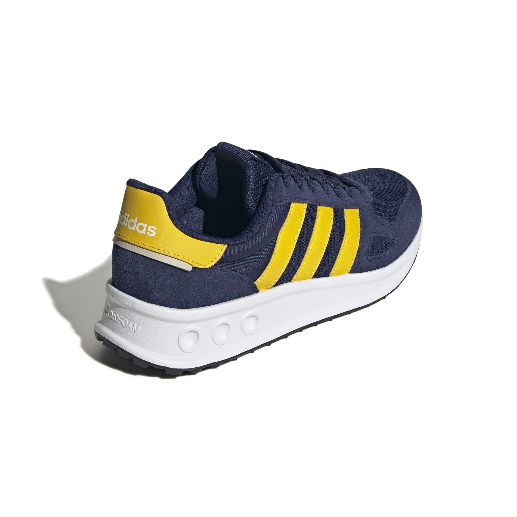 product/a/d/adidas_ji4871_7_footwear_photography_back_lateral_top_view_white-nw091625.jpg