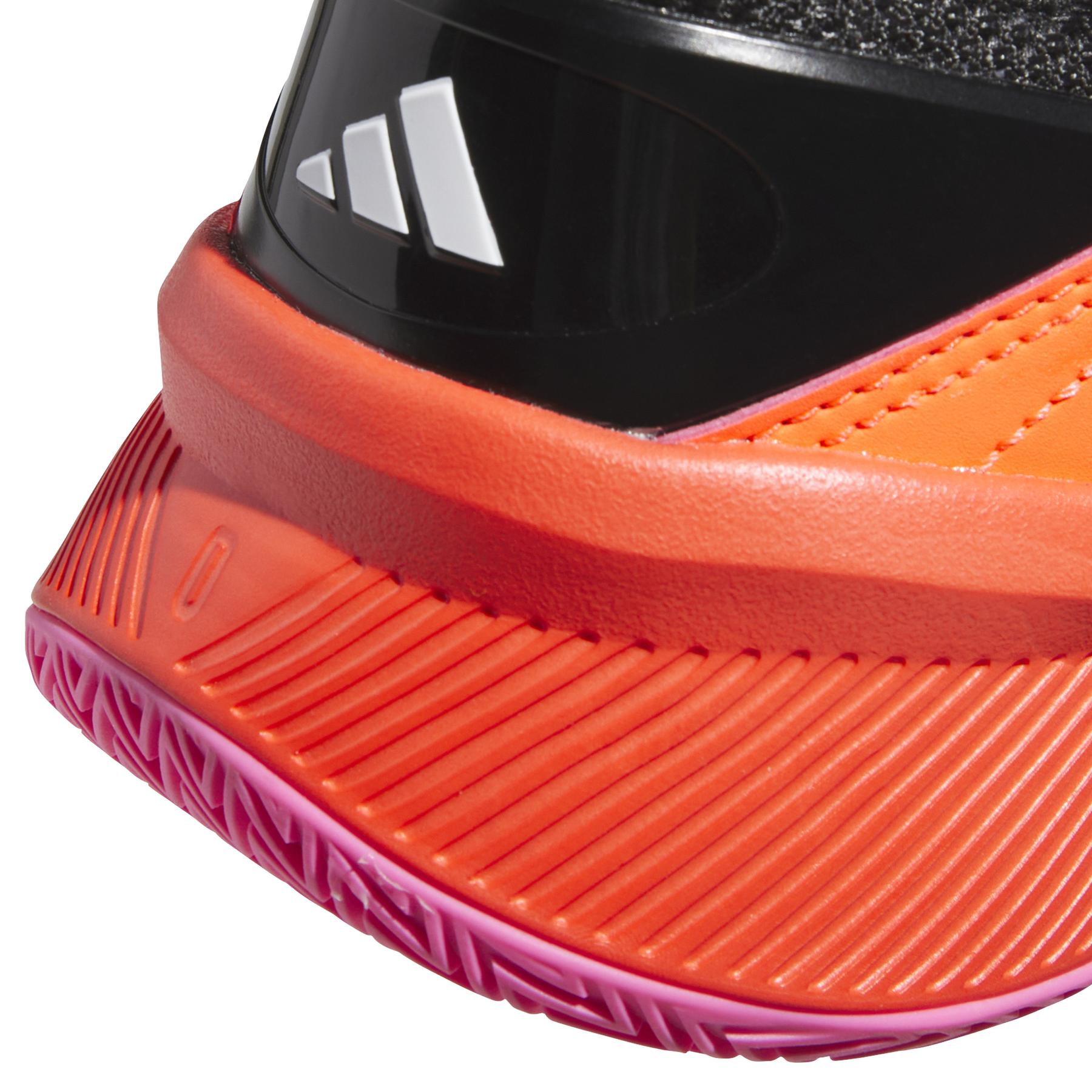 product/a/d/adidas_ji4994_8_footwear_photography_detail_view_1_white-nw091625.jpg