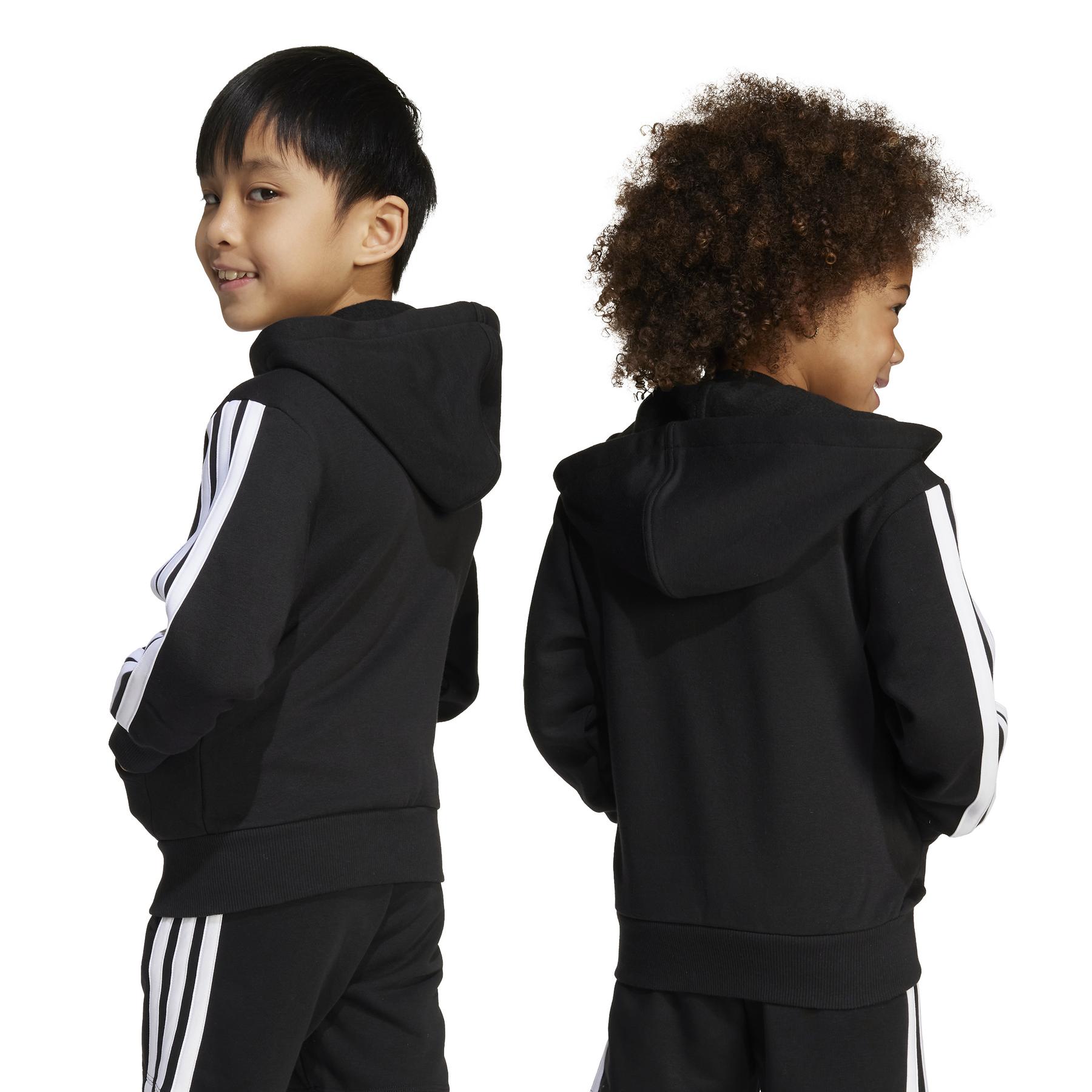 product/a/d/adidas_jm0894_black-white_7.jpg