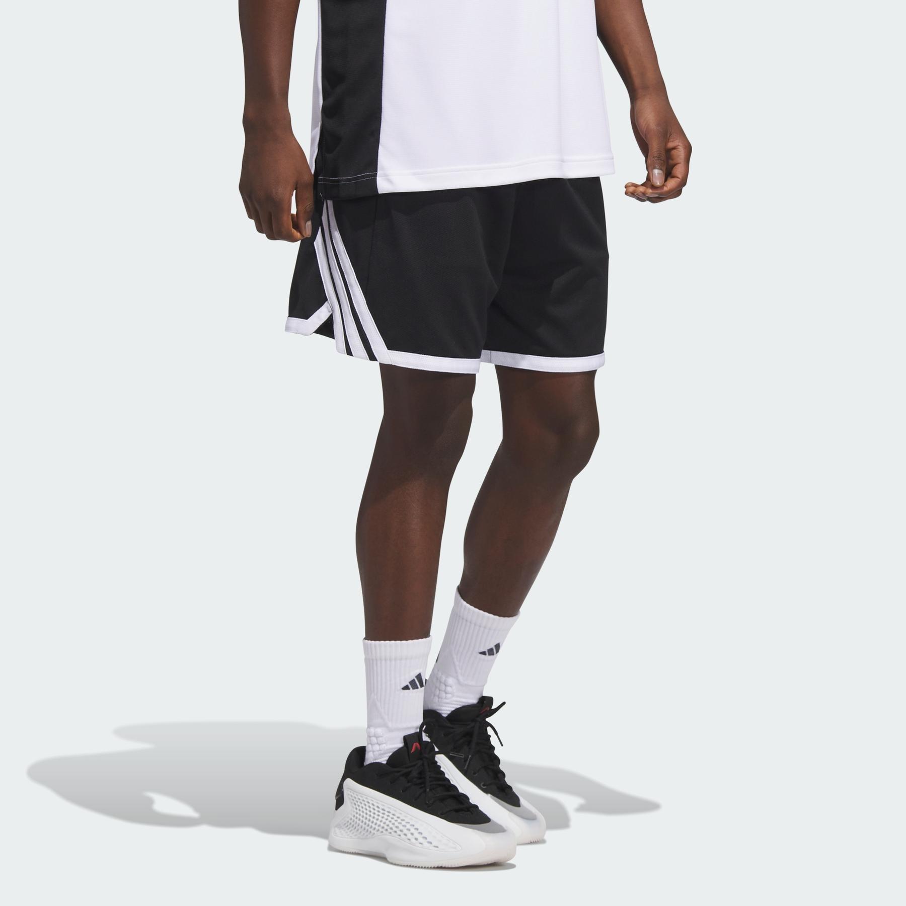 product/a/d/adidas_jm5104_black-white_3.jpg