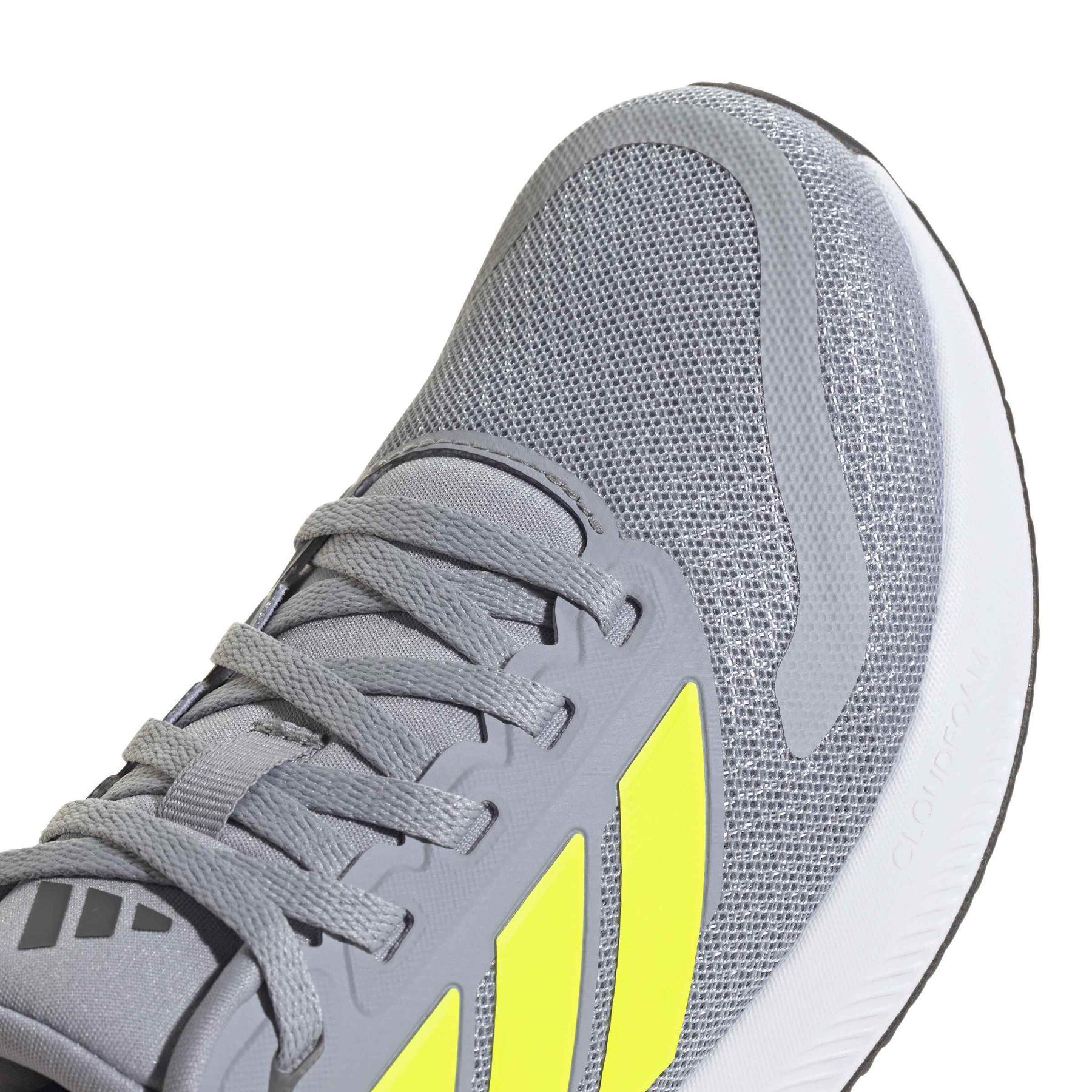 product/a/d/adidas_jp5140_8_footwear_photography_detail_view_1_white-nw091625.jpg