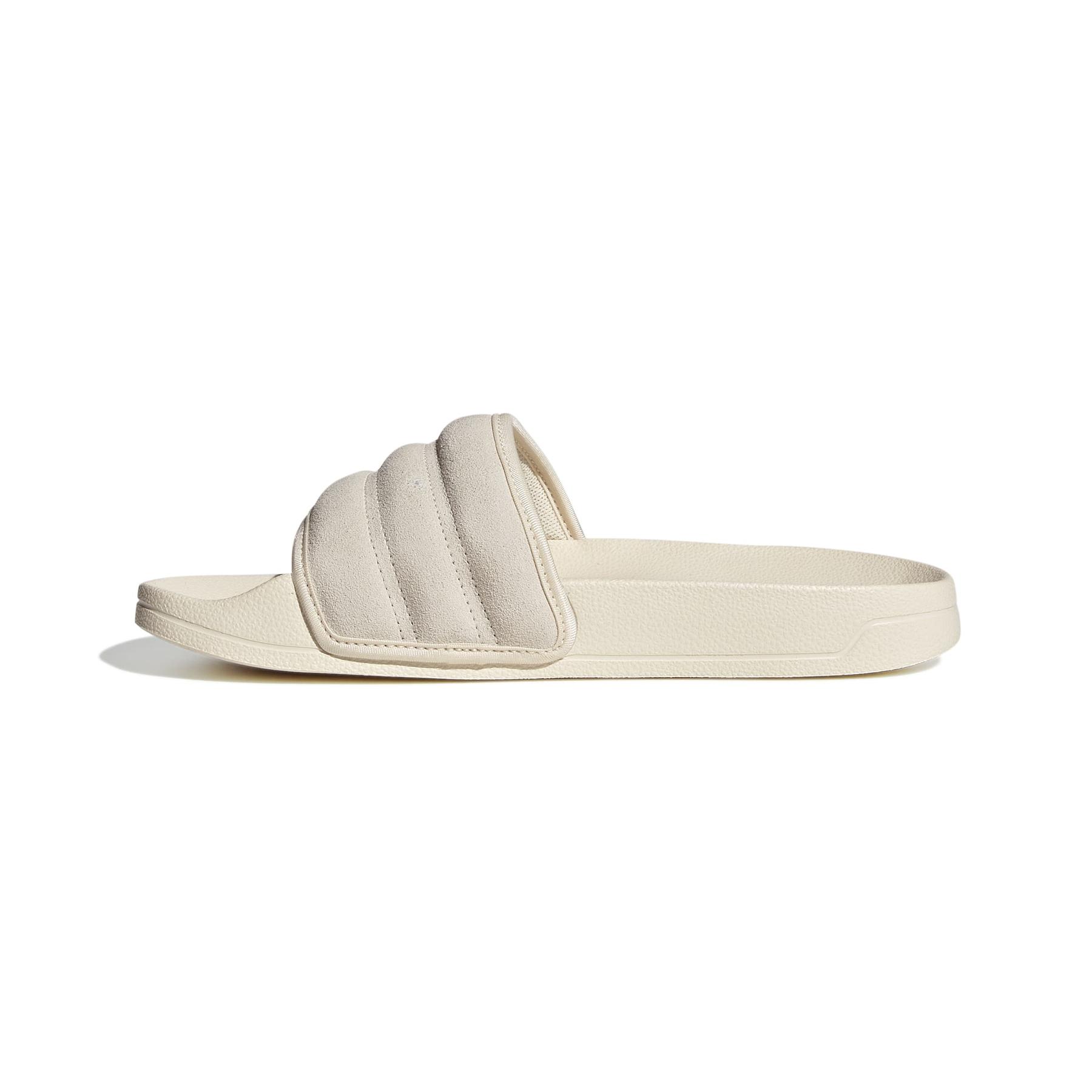 product/a/d/adidas_jp5191_5_footwear_photography_side_medial_center_view_white-nw091625.jpg