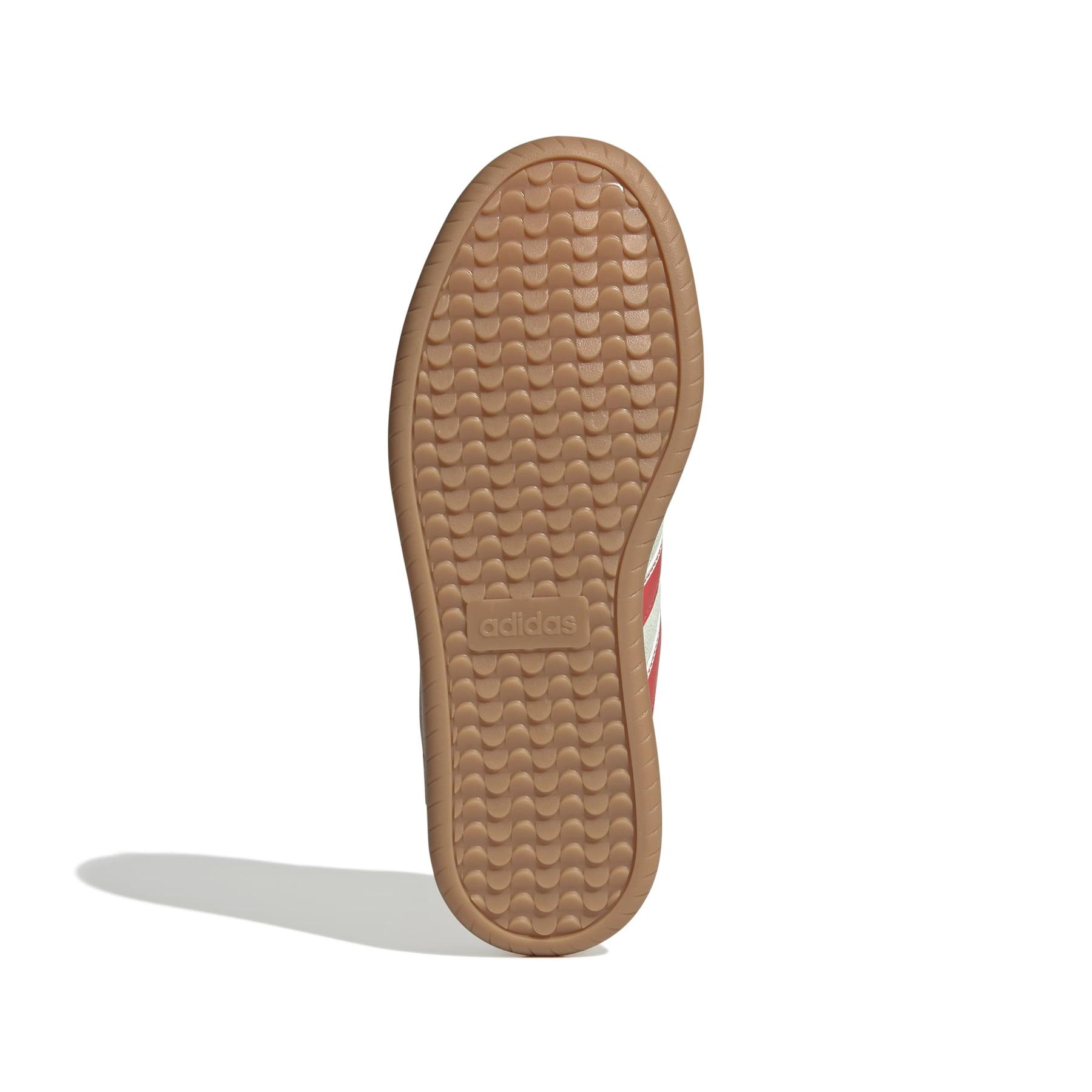 product/a/d/adidas_jp7109_4_footwear_photography_bottom_view_white-nw091625.jpg
