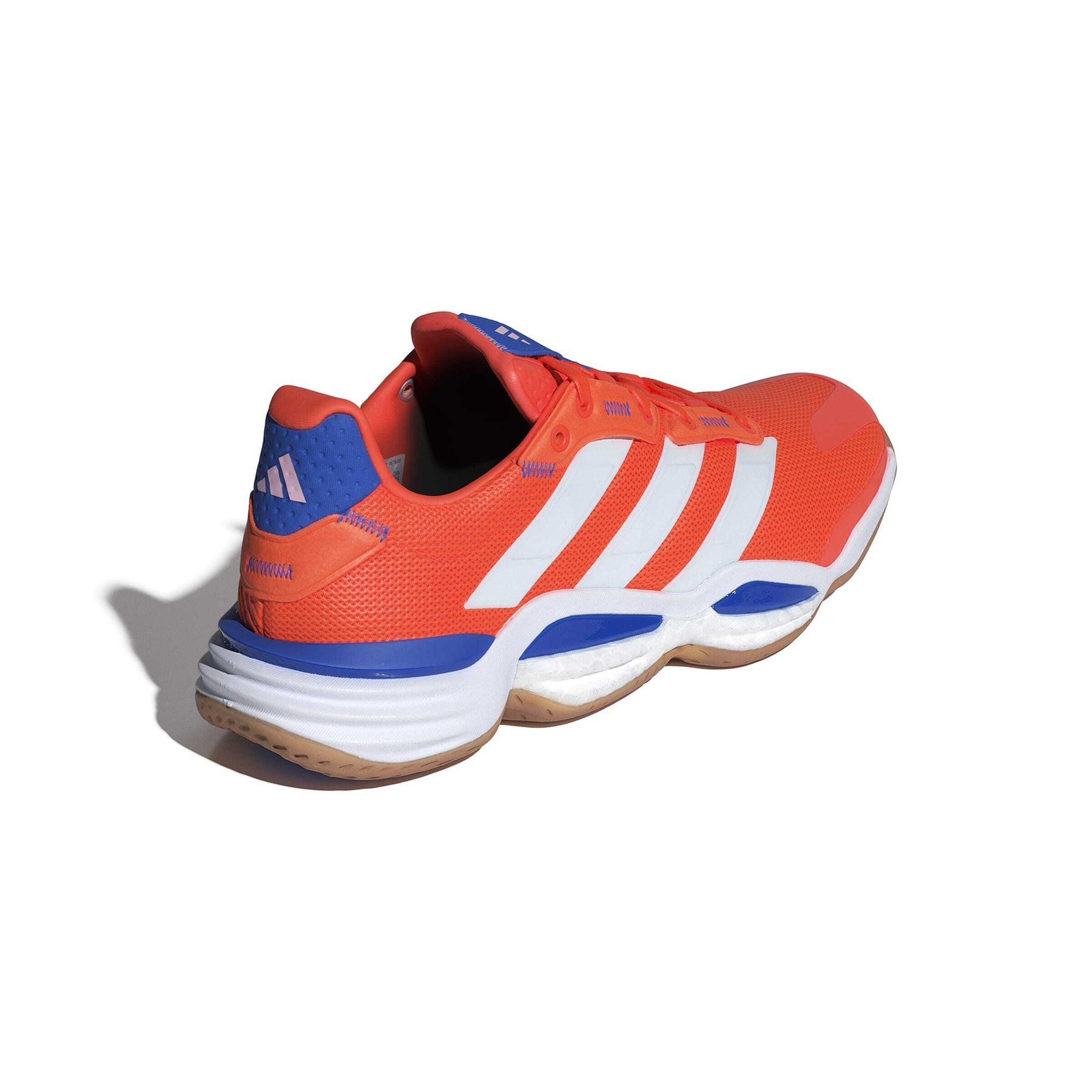 product/a/d/adidas_jp7274_7_footwear_photography_back_lateral_top_view_white.jpg