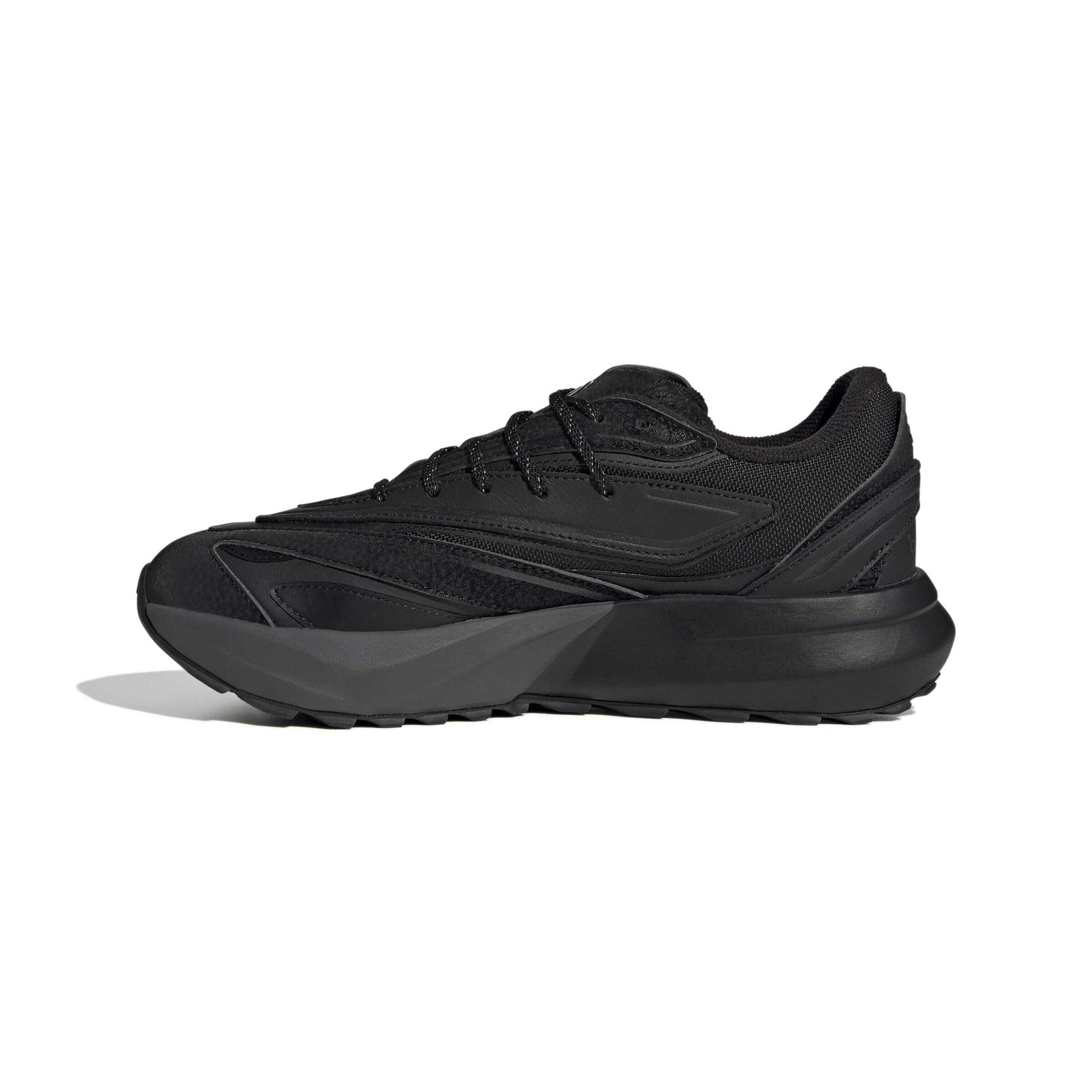 product/a/d/adidas_jp7772_5_footwear_photography_side_medial_center_view_white-nw091625.jpg