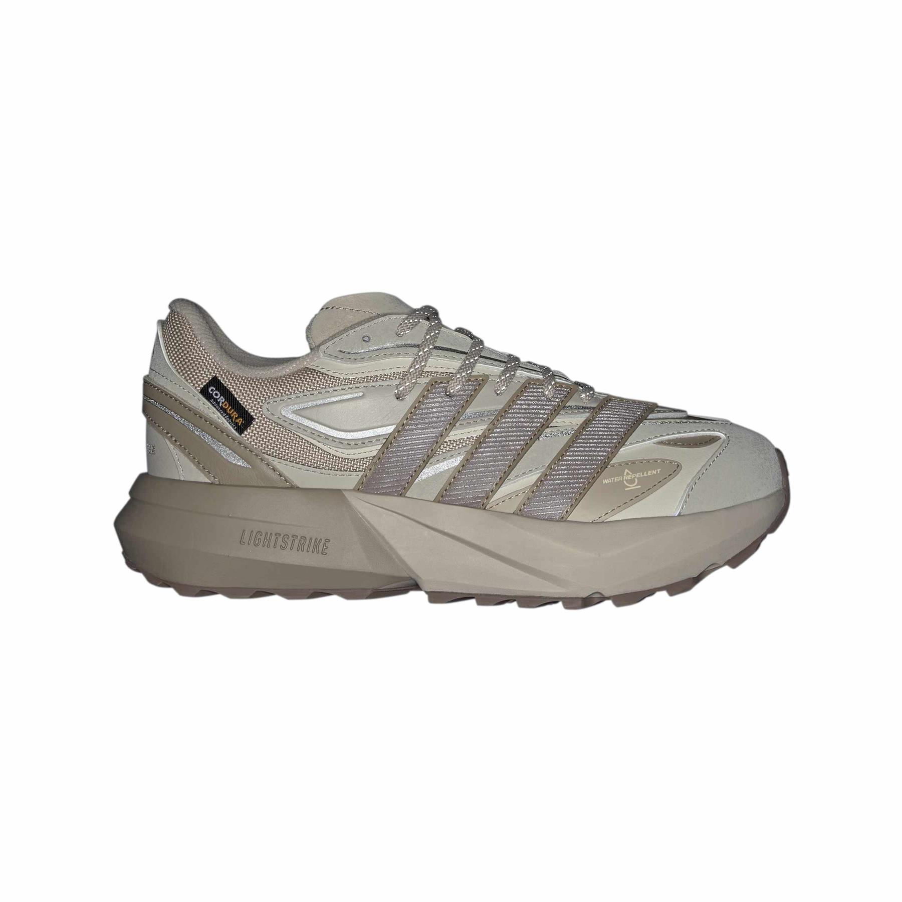 product/a/d/adidas_jp7775_12_footwear_photography_beauty_view_white-nw091625.jpg