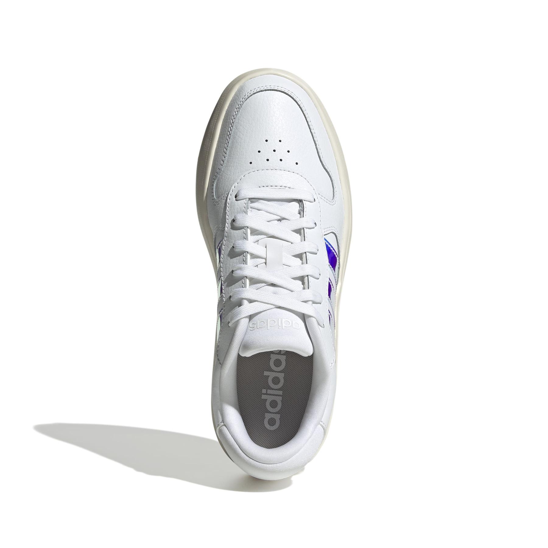 product/a/d/adidas_jp7966_3_footwear_photography_top_portrait_view_white.jpg