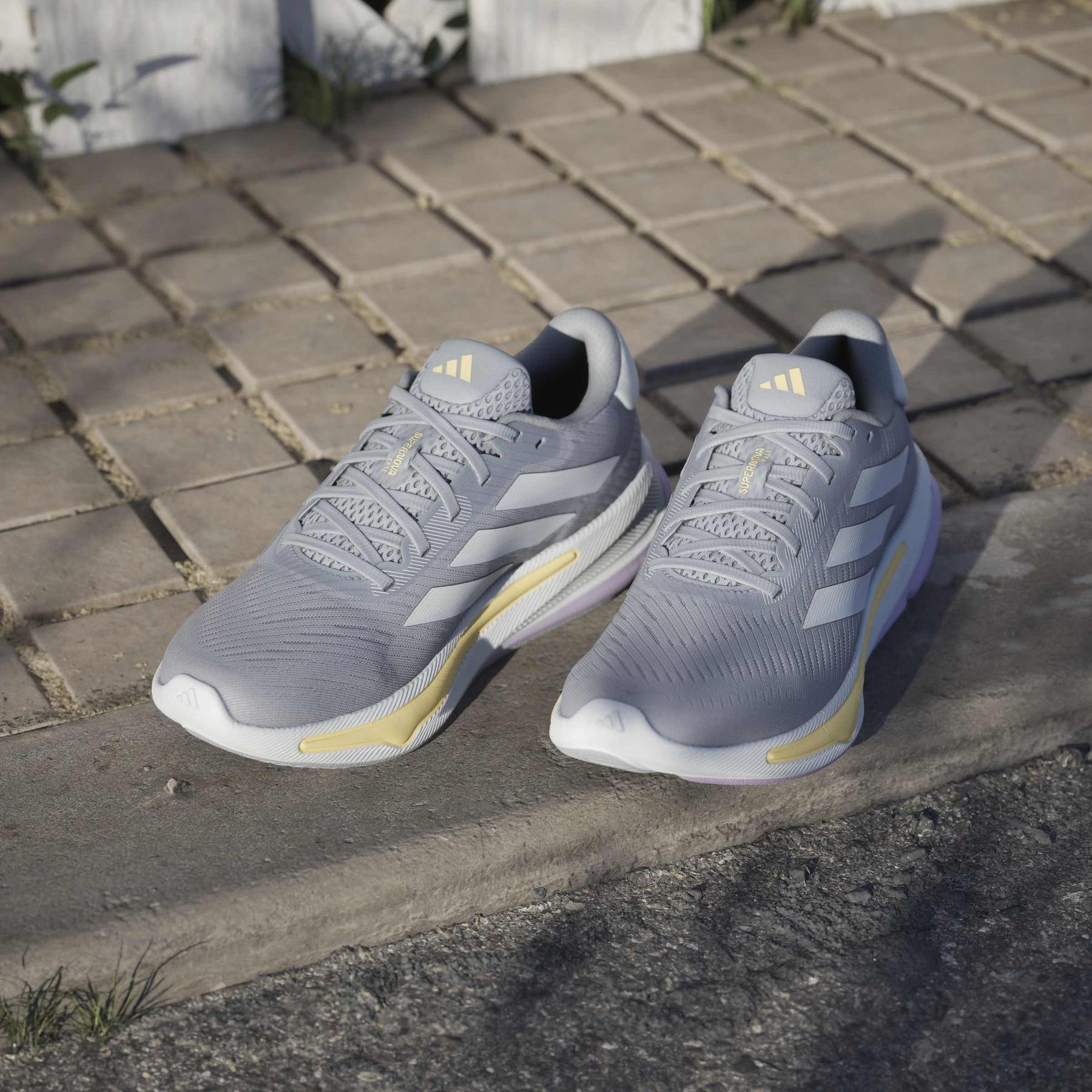 product/a/d/adidas_jq1758_20_footwear_photography_heromrktng_view_5-nw091625.jpg