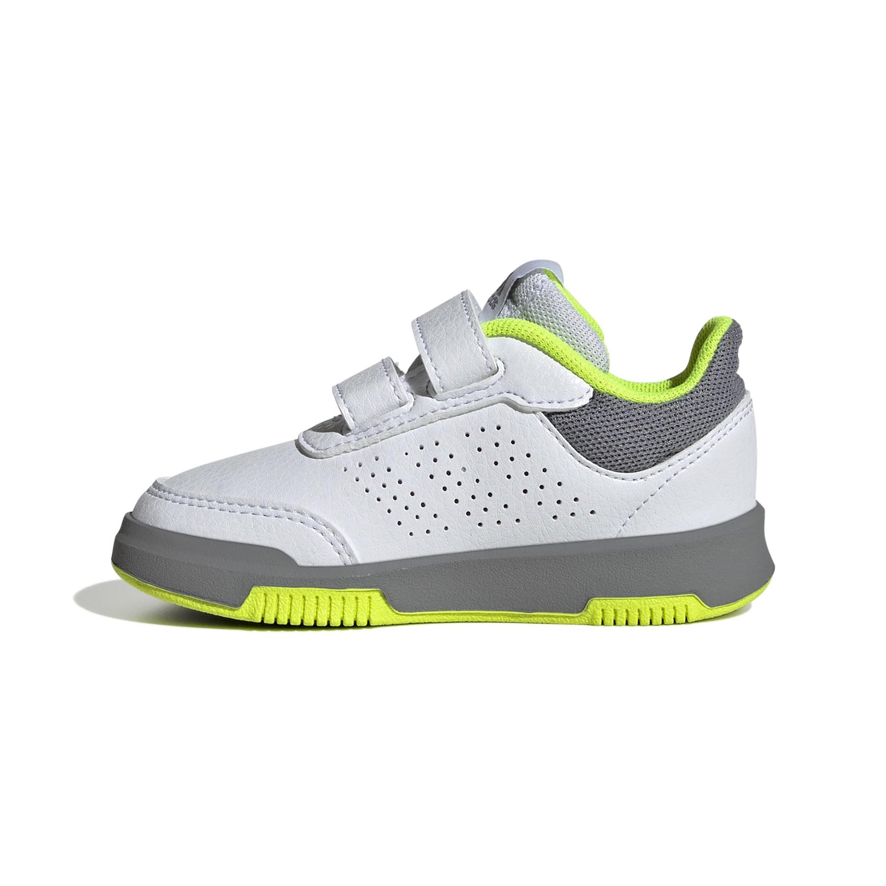 product/a/d/adidas_jq2875_5_footwear_photography_side_medial_center_view_white-nw091625.jpg