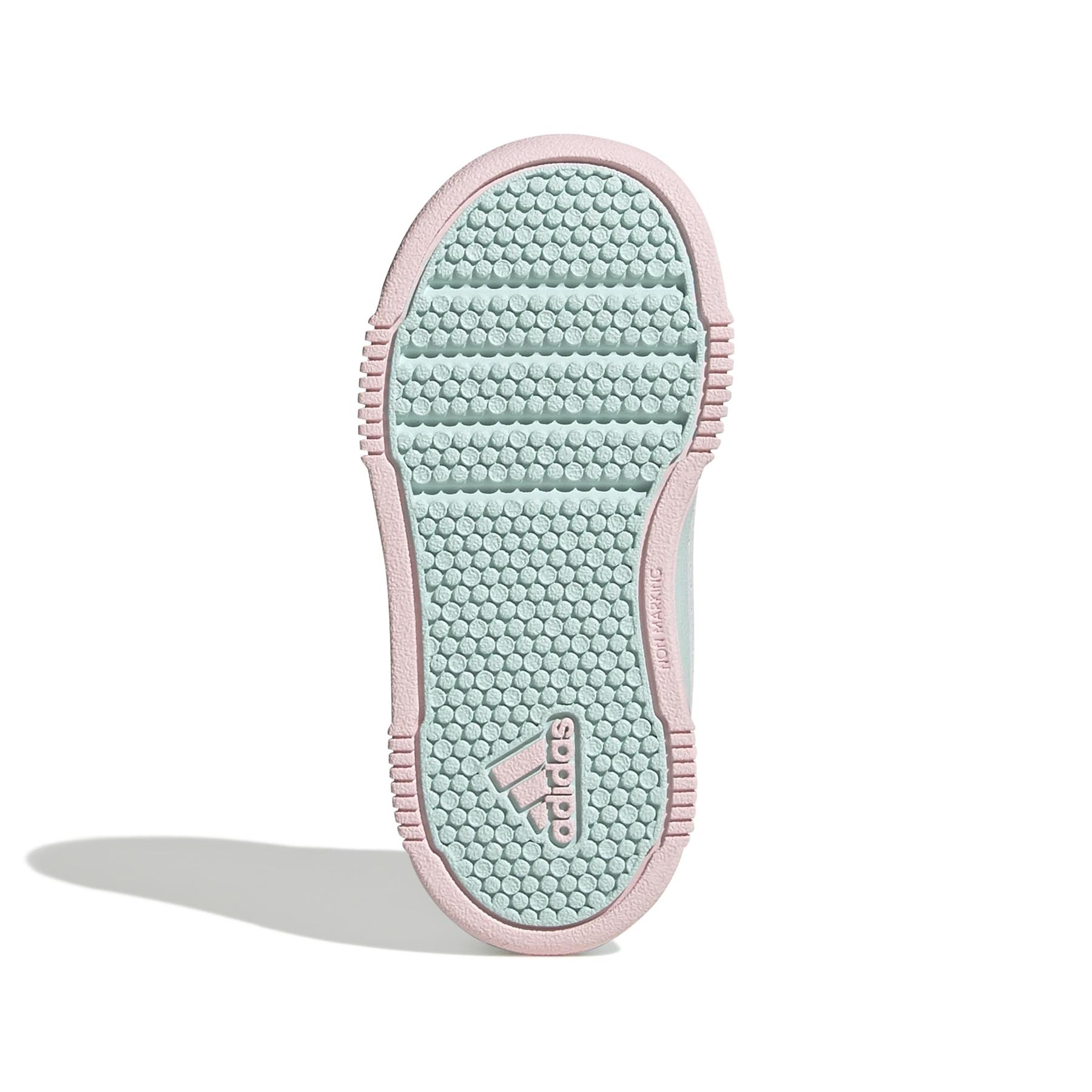 product/a/d/adidas_jq2876_4_footwear_photography_bottom_view_white-nw091625.jpg