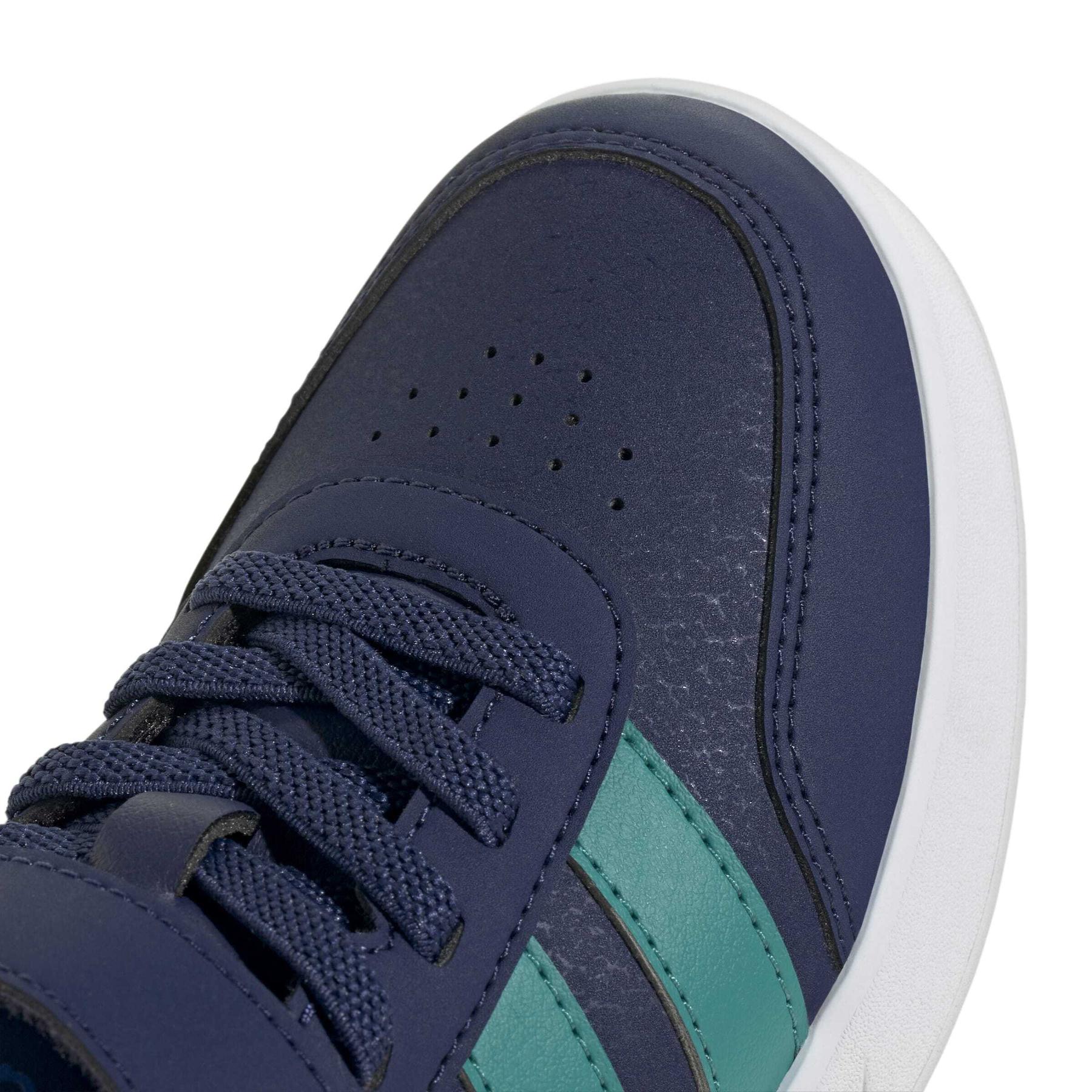 product/a/d/adidas_jq3030_8_footwear_photography_detail_view_1_white-nw091625.jpg