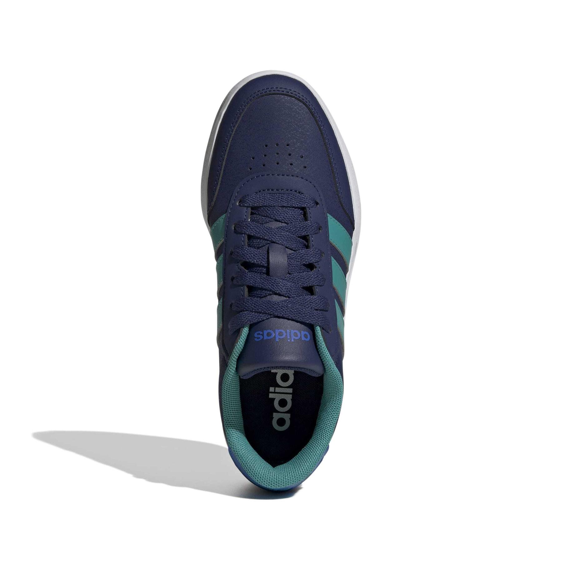 product/a/d/adidas_jq3041_3_footwear_photography_top_portrait_view_white-nw091625.jpg