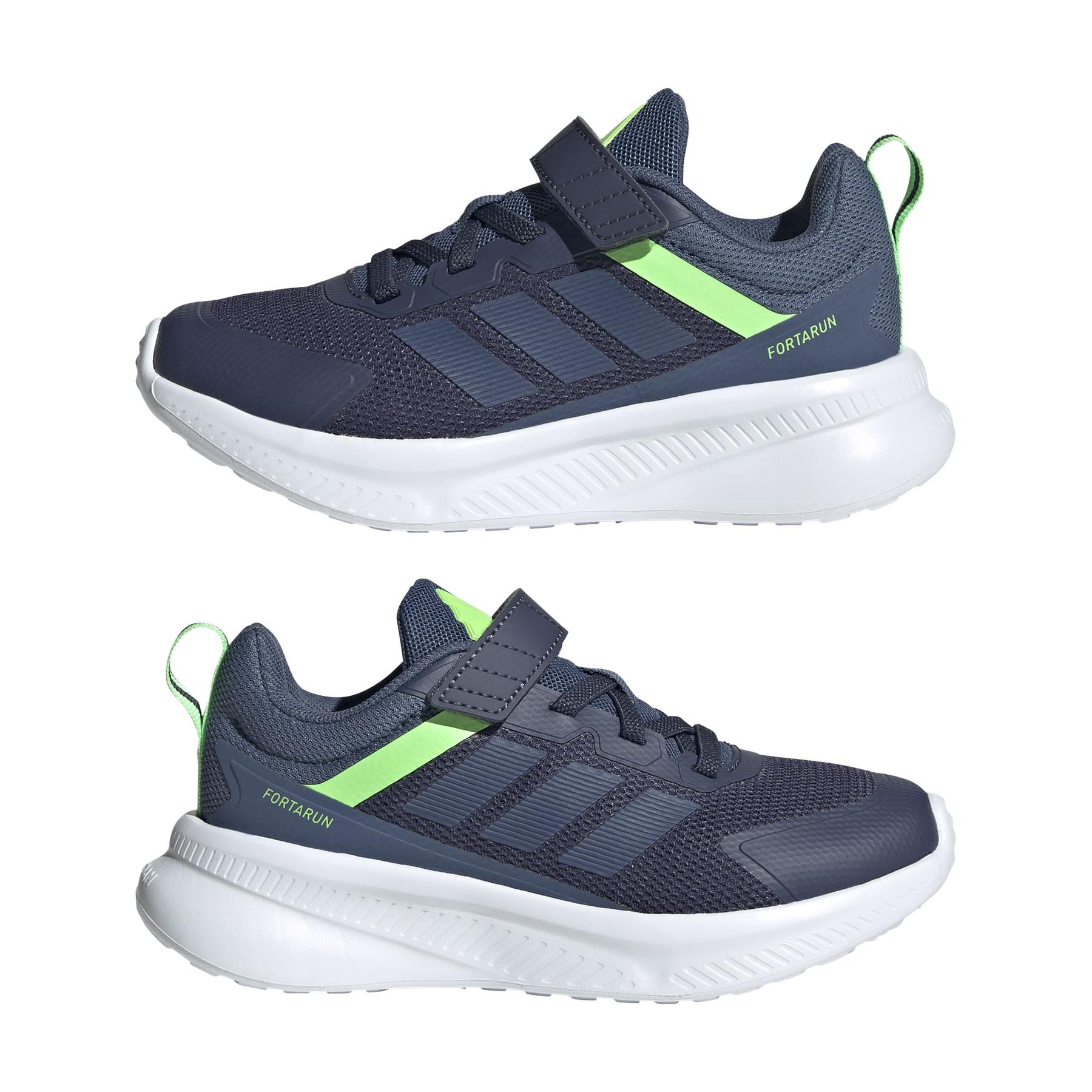 product/a/d/adidas_jq5199_10_footwear_photography_mirrored_pair_view_white-nw091625.jpg