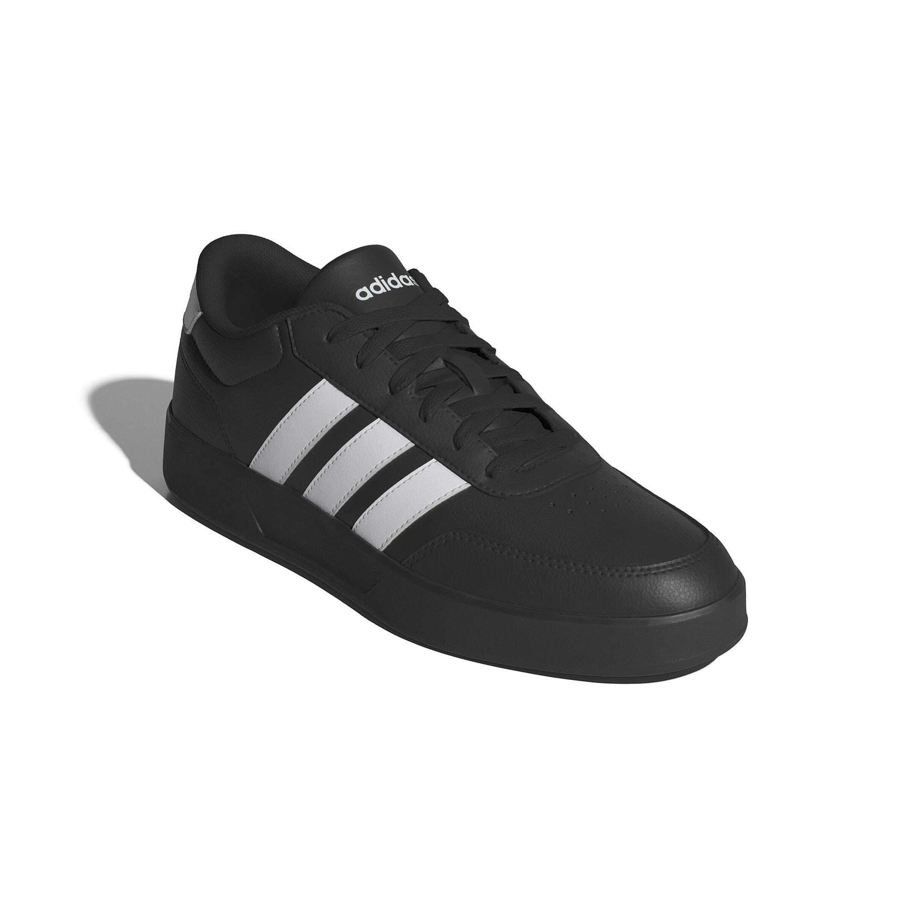 product/a/d/adidas_jq5482_6_footwear_photography_front_lateral_top_view_white-nw091625.jpg