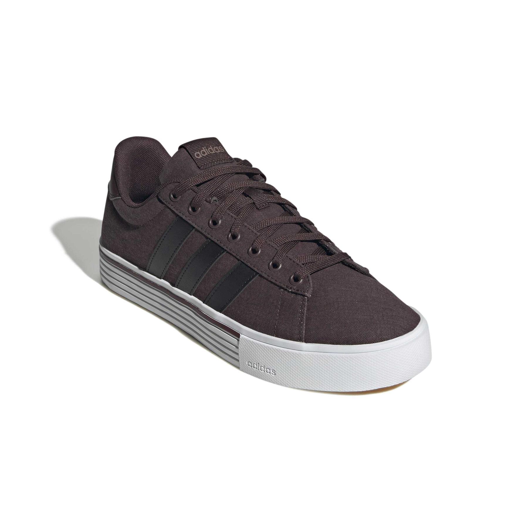 product/a/d/adidas_jq5615_6_footwear_photography_front_lateral_top_view_white-nw091625.jpg