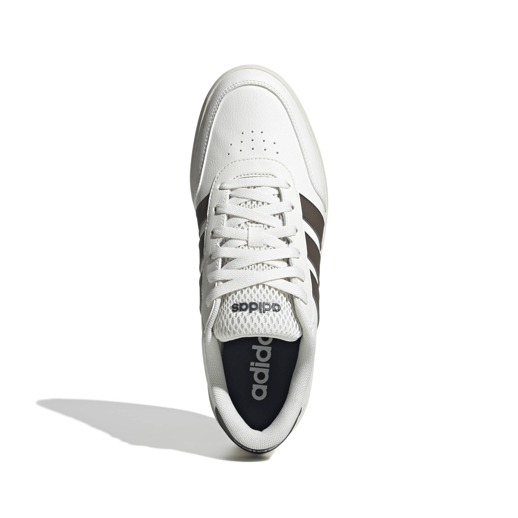 product/a/d/adidas_jq6074_3_footwear_photography_top_portrait_view_white-nw091625.jpg