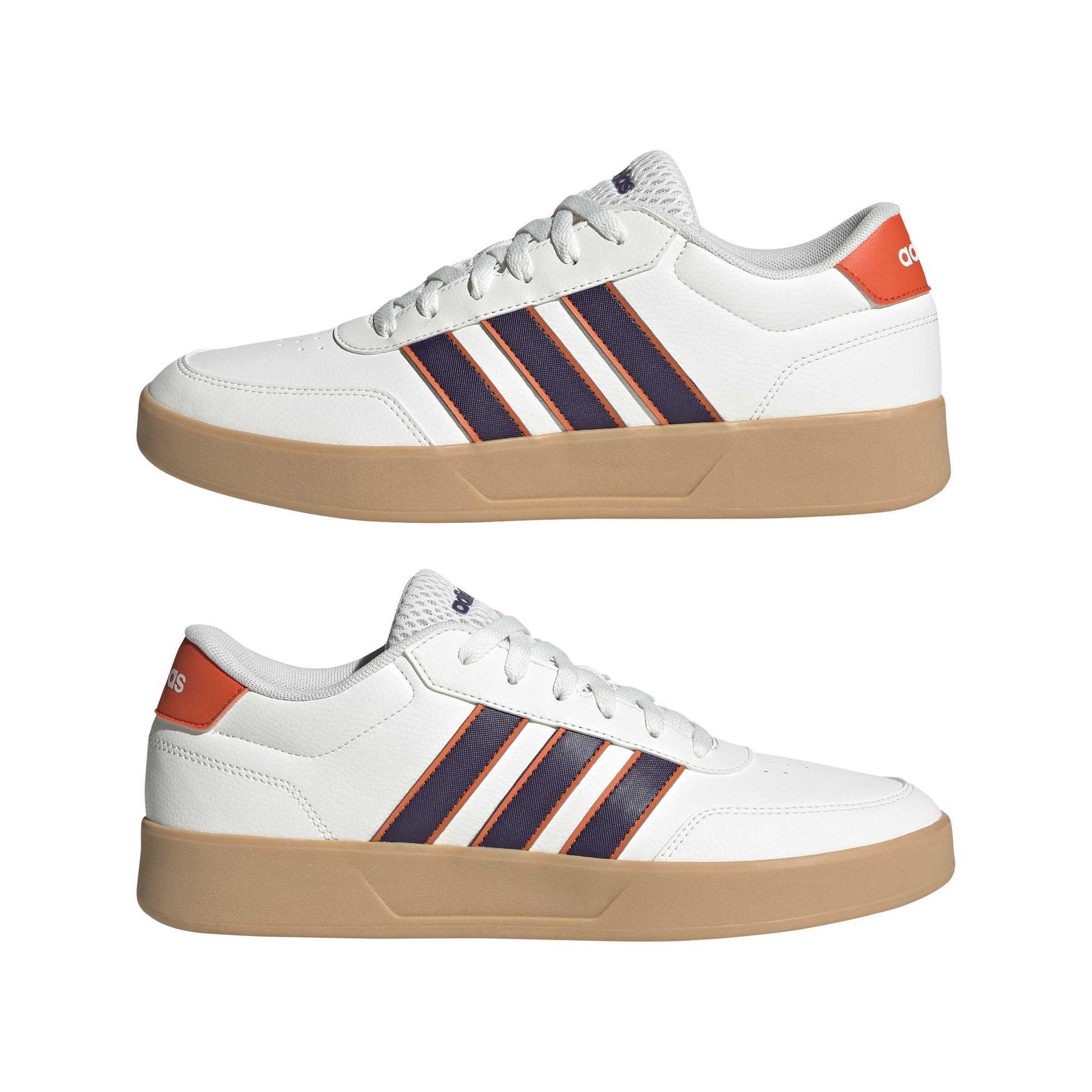 product/a/d/adidas_jq6075_10_footwear_photography_mirrored_pair_view_white-nw091625.jpg
