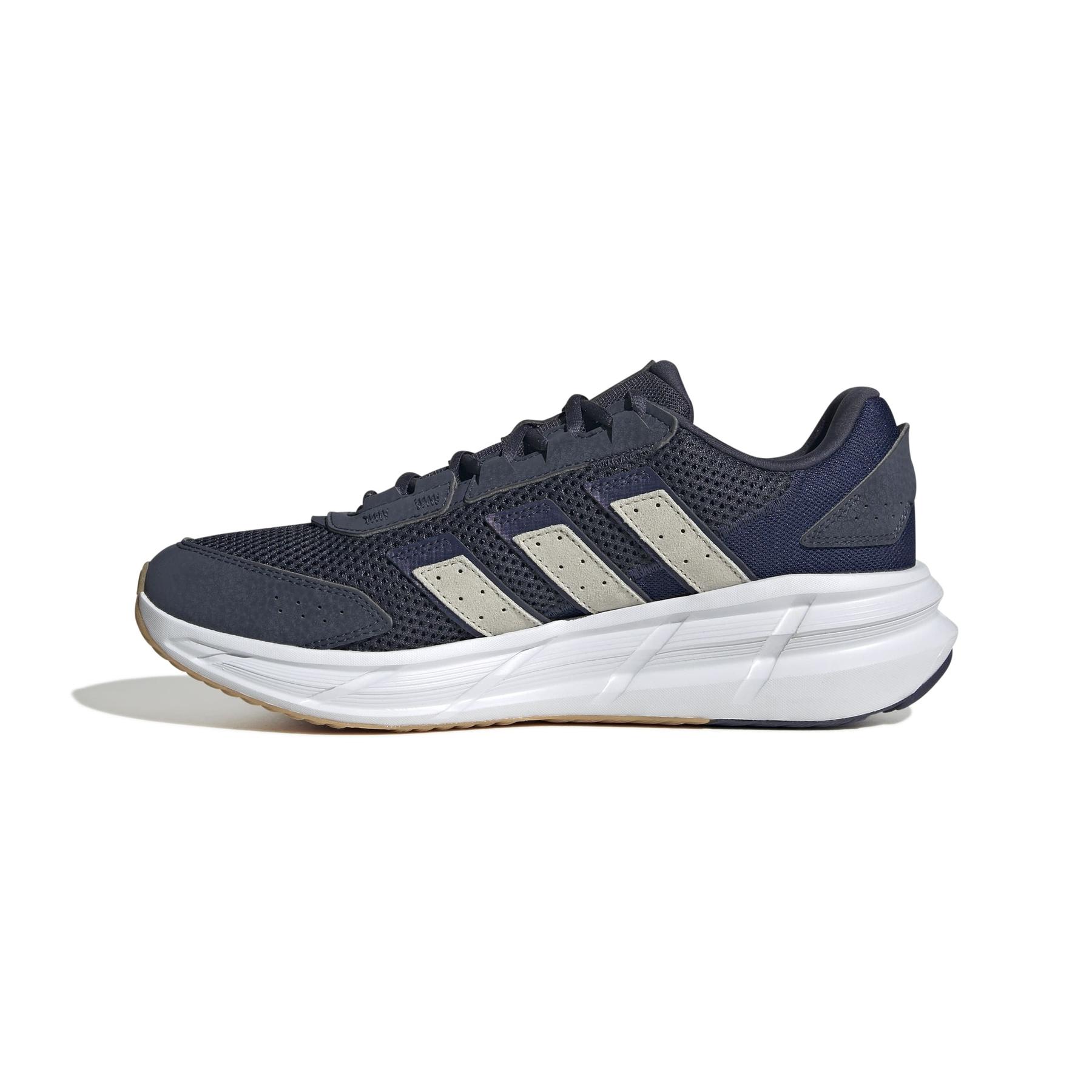 product/a/d/adidas_jq6082_5_footwear_photography_side_medial_center_view_white-nw091625.jpg