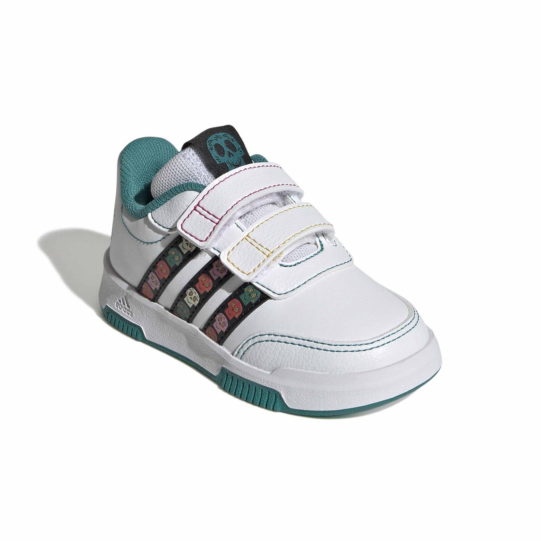 product/a/d/adidas_jq6175_6_footwear_photography_front_lateral_top_view_white-nw091625.jpg