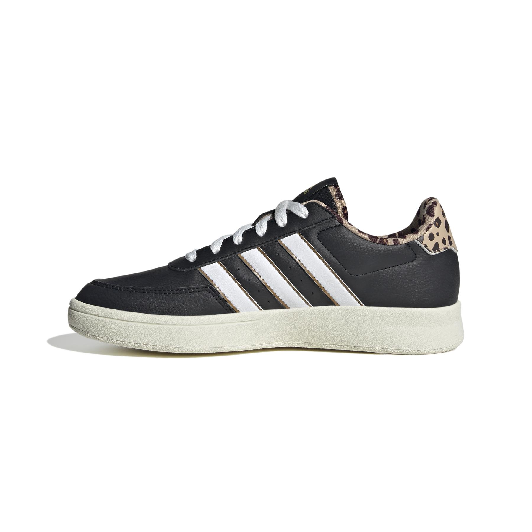 product/a/d/adidas_jq7412_5_footwear_photography_side_medial_center_view_white-nw091625.jpg