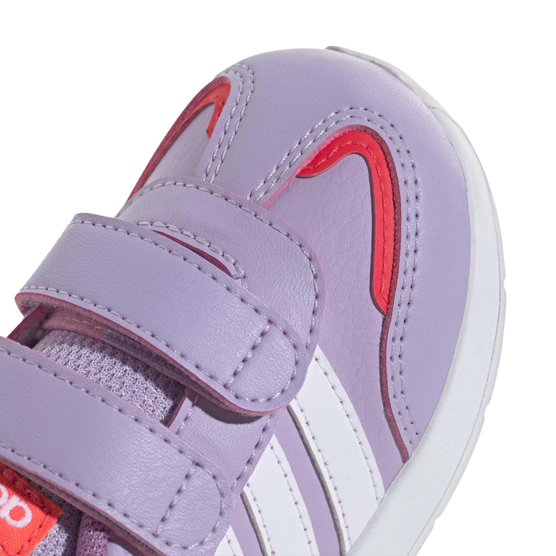 product/a/d/adidas_jq8094_9_footwear_photography_detail_view_2_white-nw091625.jpg