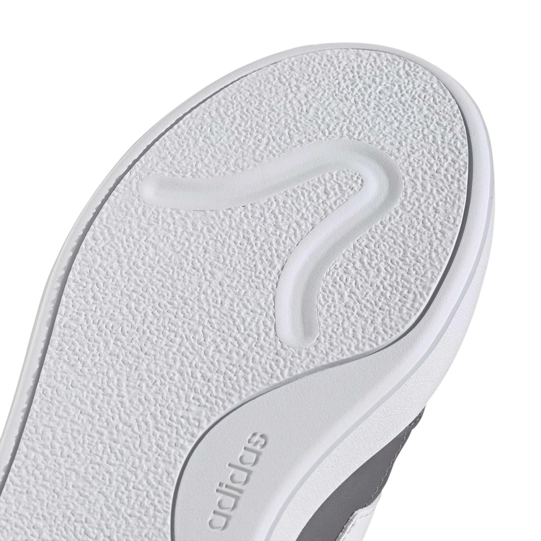 product/a/d/adidas_jq8211_8_footwear_photography_detail_view_1_white-nw091625.jpg