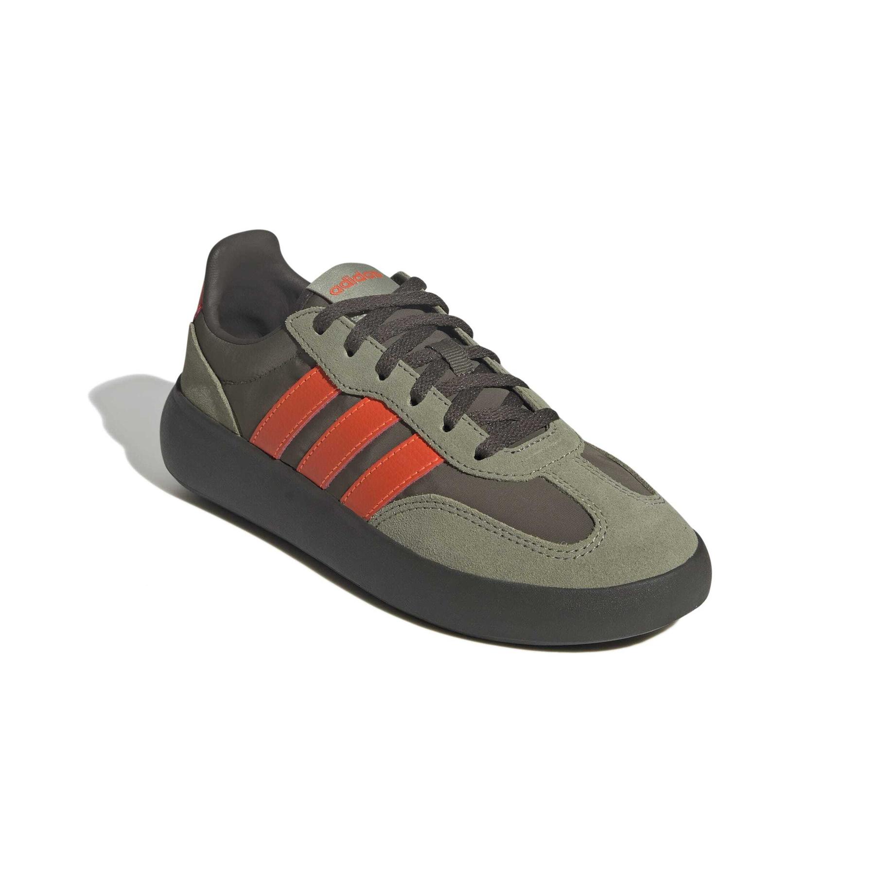 product/a/d/adidas_jq8853_6_footwear_photography_front_lateral_top_view_white-nw091625.jpg