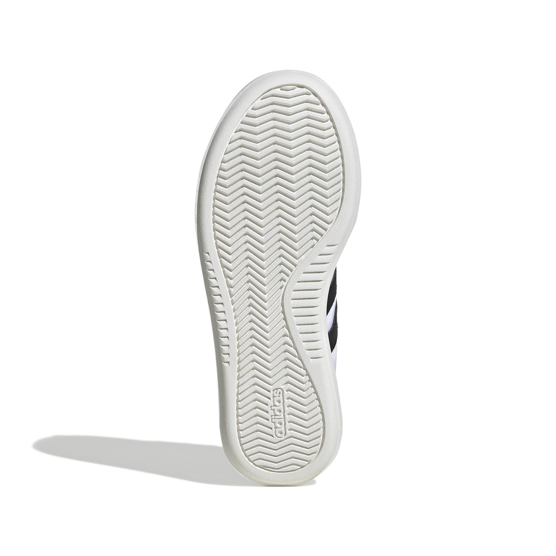 product/a/d/adidas_jq8854_4_footwear_photography_bottom_view_white-nw091625.jpg