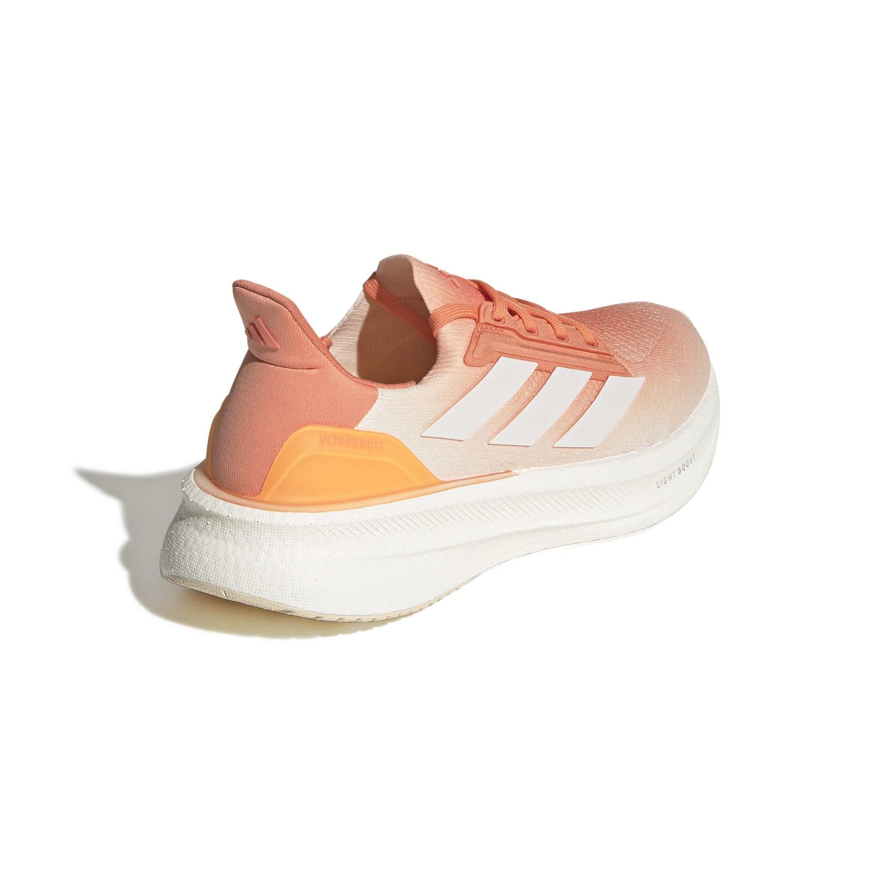product/a/d/adidas_jr0533_7_footwear_photography_back_lateral_top_view_white-nw091625.jpg