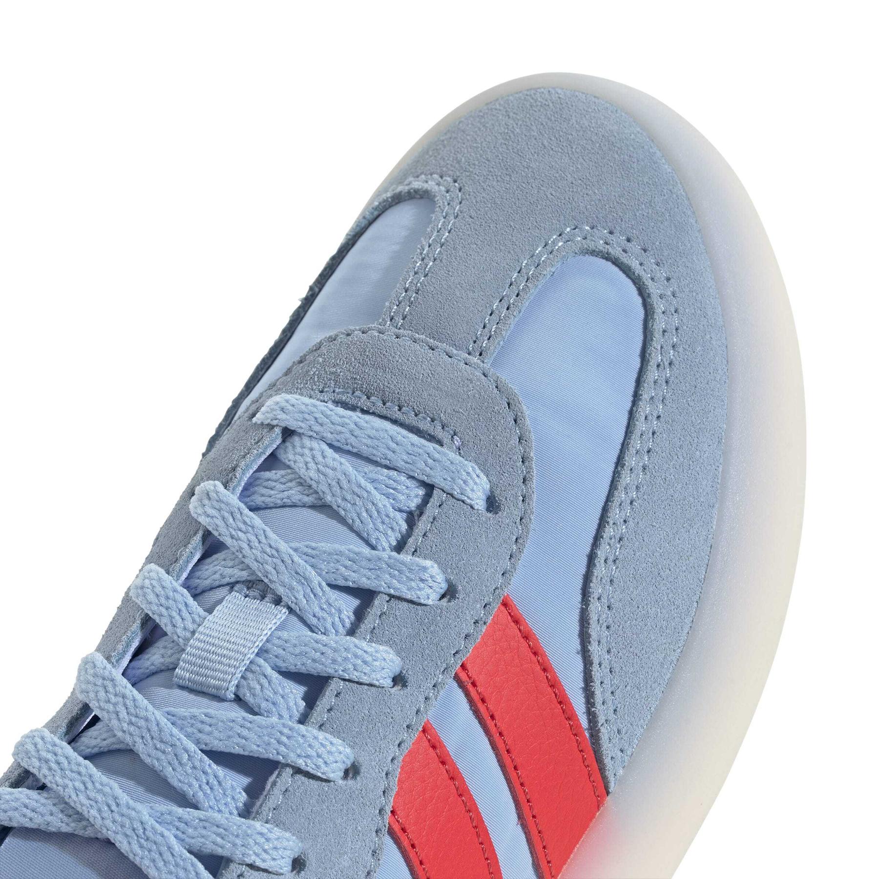 product/a/d/adidas_jr0757_9_footwear_photography_detail_view_2_white-nw091625.jpg