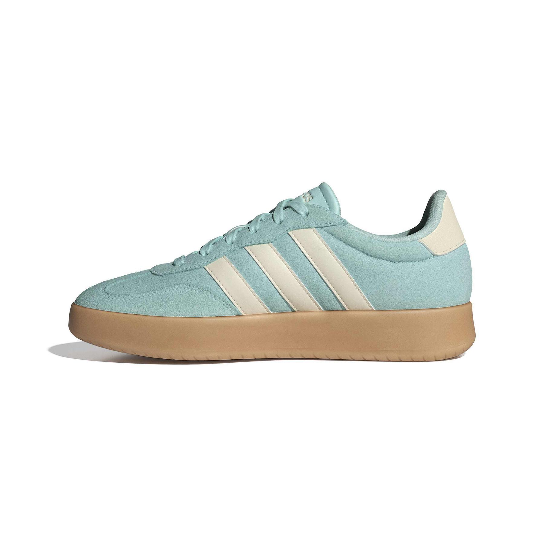 product/a/d/adidas_jr1199_5_footwear_photography_side_medial_center_view_white-nw091625.jpg