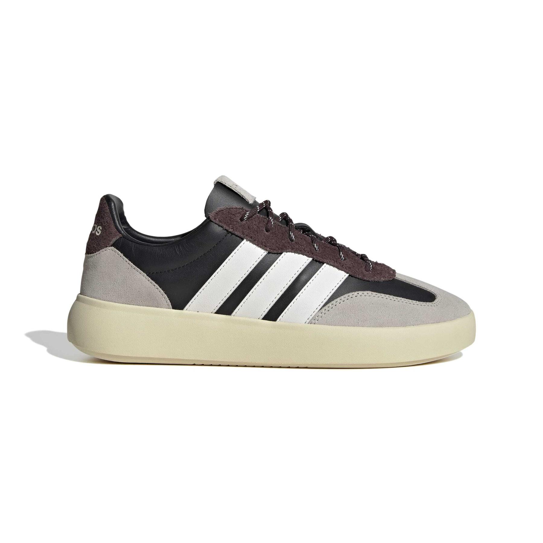 product/a/d/adidas_jr1232_1_footwear_photography_side_lateral_center_view_white-nw091625.jpg