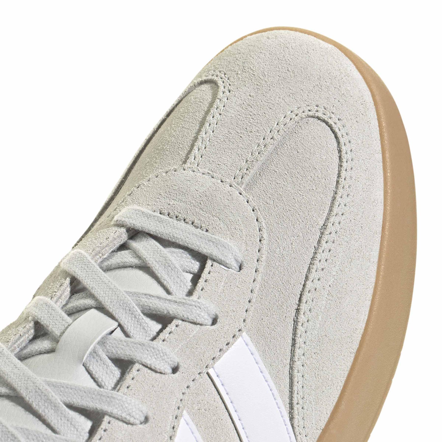 product/a/d/adidas_jr1325_8_footwear_photography_detail_view_1_white-nw091625.jpg