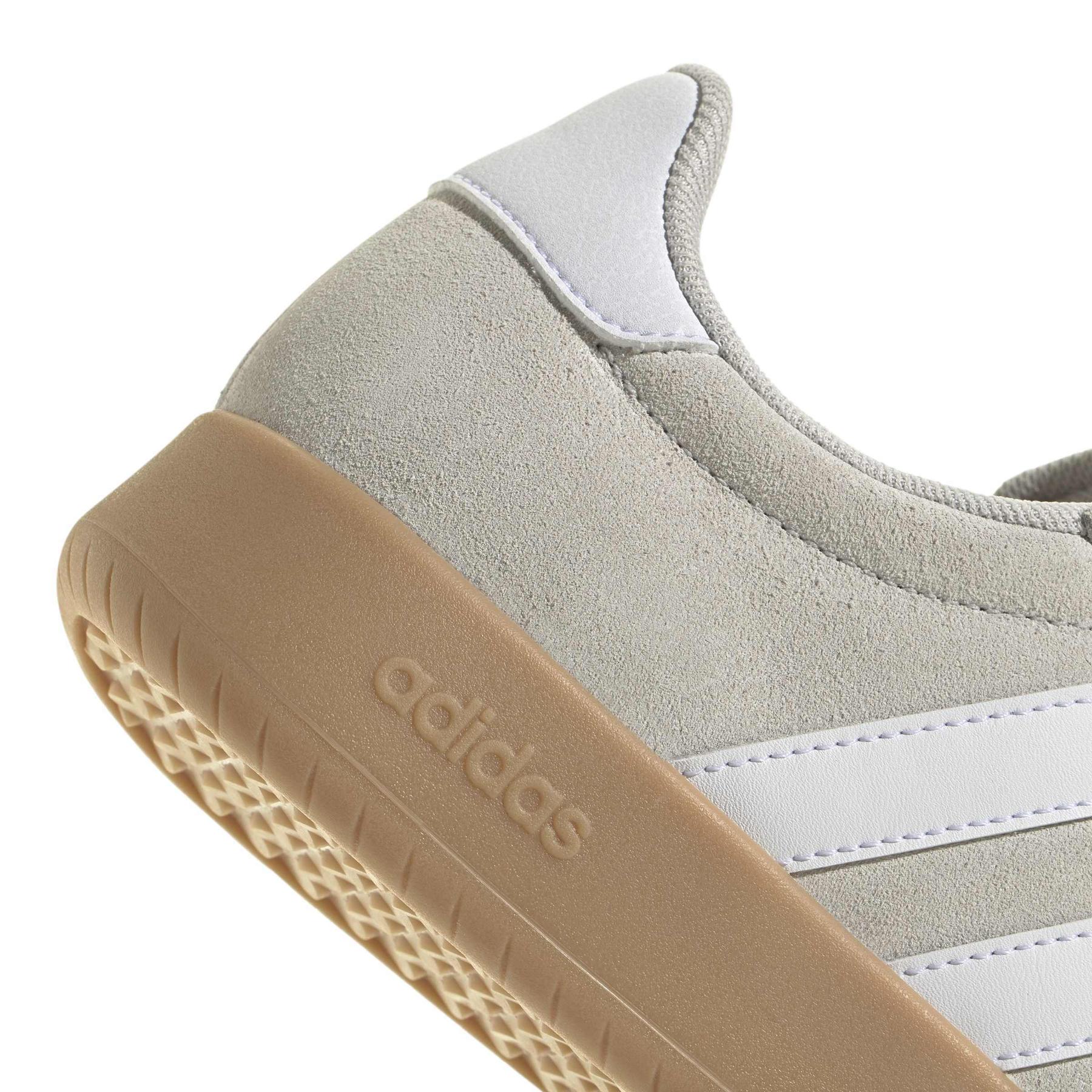 product/a/d/adidas_jr1325_9_footwear_photography_detail_view_2_white-nw091625.jpg