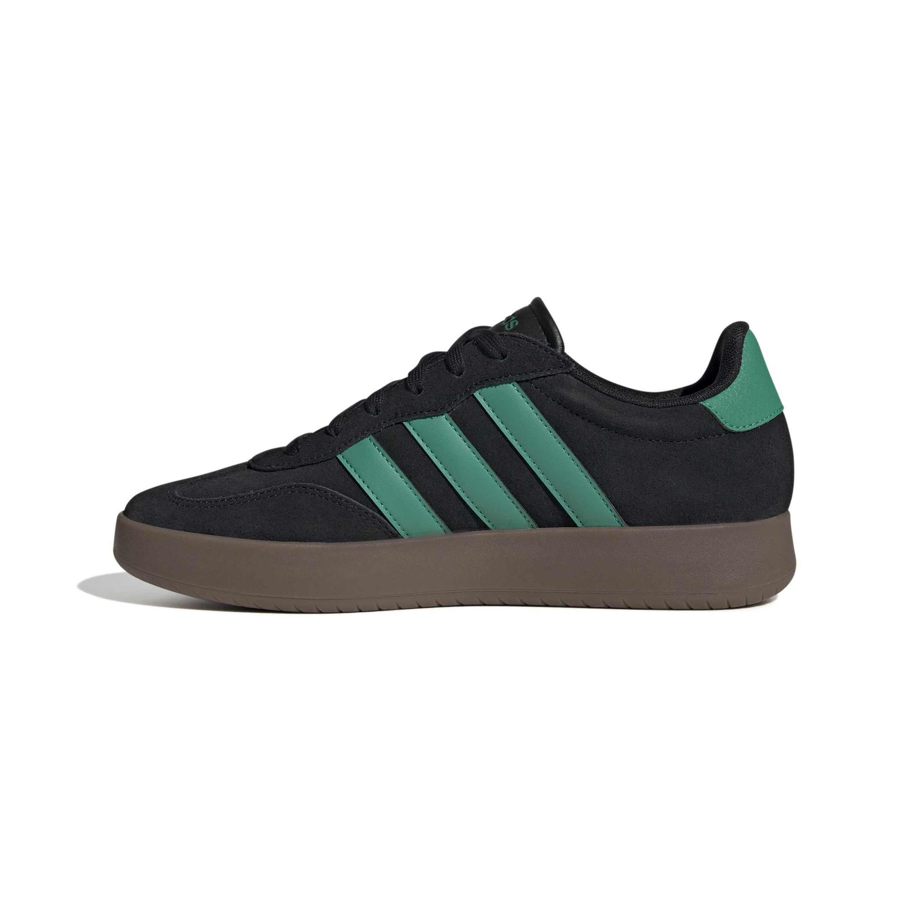 product/a/d/adidas_jr1326_5_footwear_photography_side_medial_center_view_white-nw091625.jpg