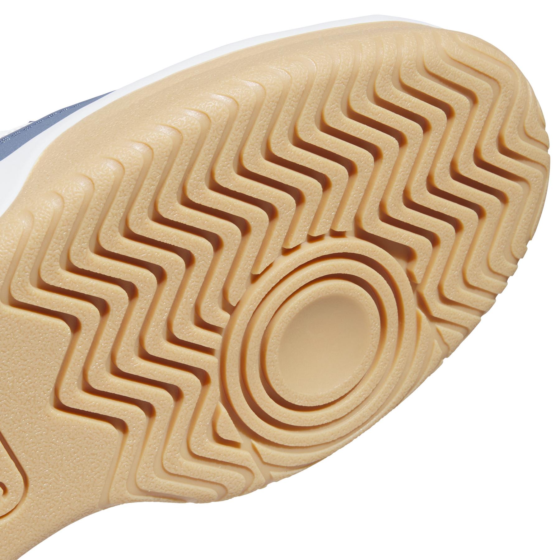 product/a/d/adidas_jr1467_9_footwear_photography_detail_view_2_white-nw091625.jpg