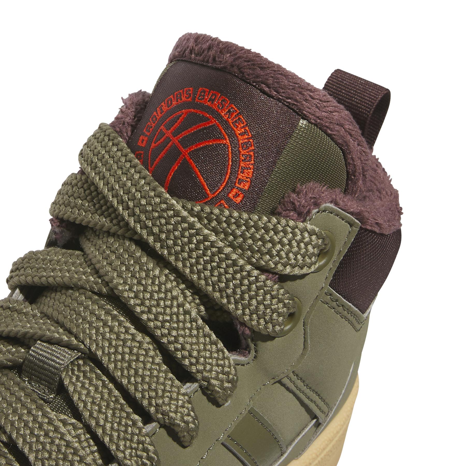product/a/d/adidas_jr2813_8_footwear_photography_detail_view_1_white.jpg