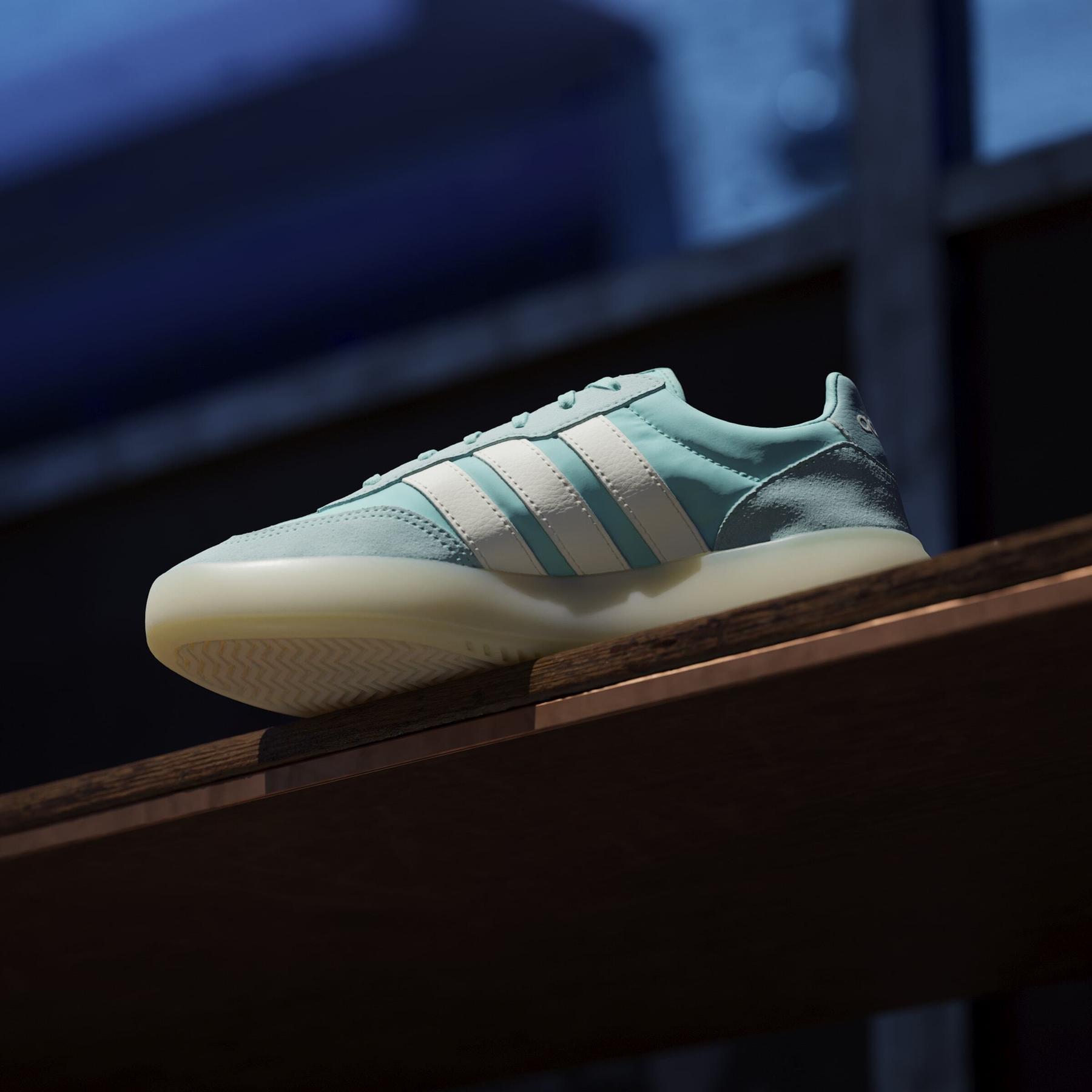 product/a/d/adidas_jr3541_19_footwear_photography_heromrktng_view_7-nw091625.jpg